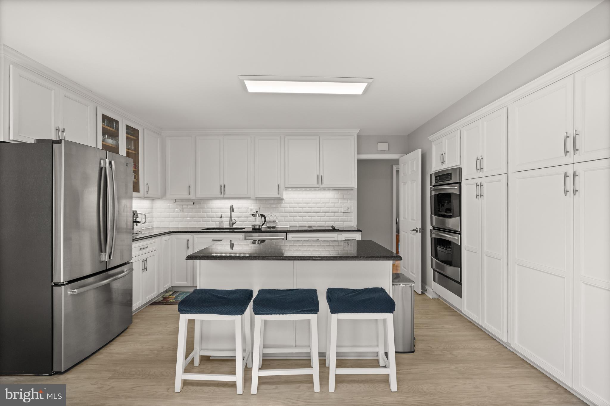 RUCKERS LANGLEY - Residential Lease