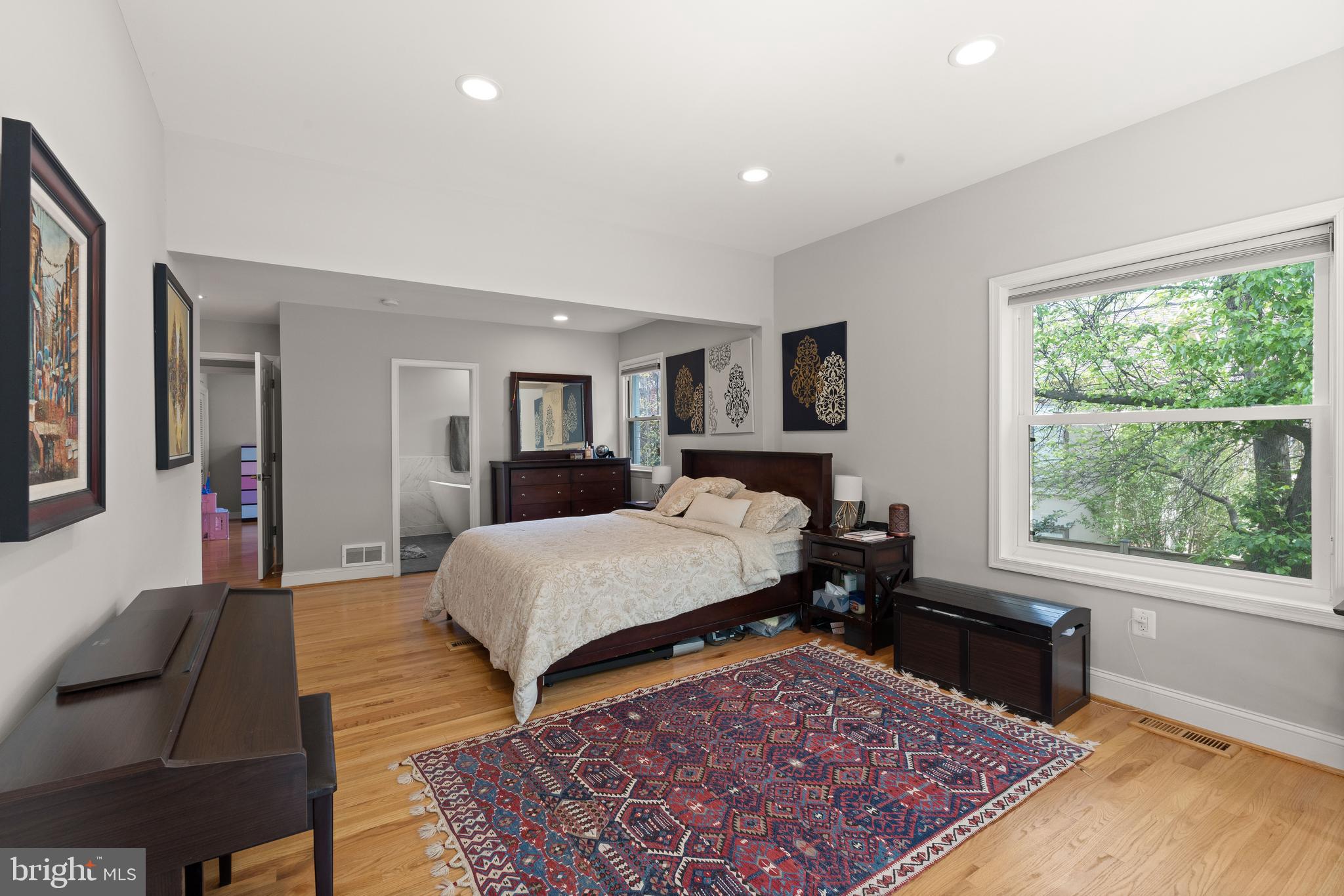 RUCKERS LANGLEY - Residential Lease