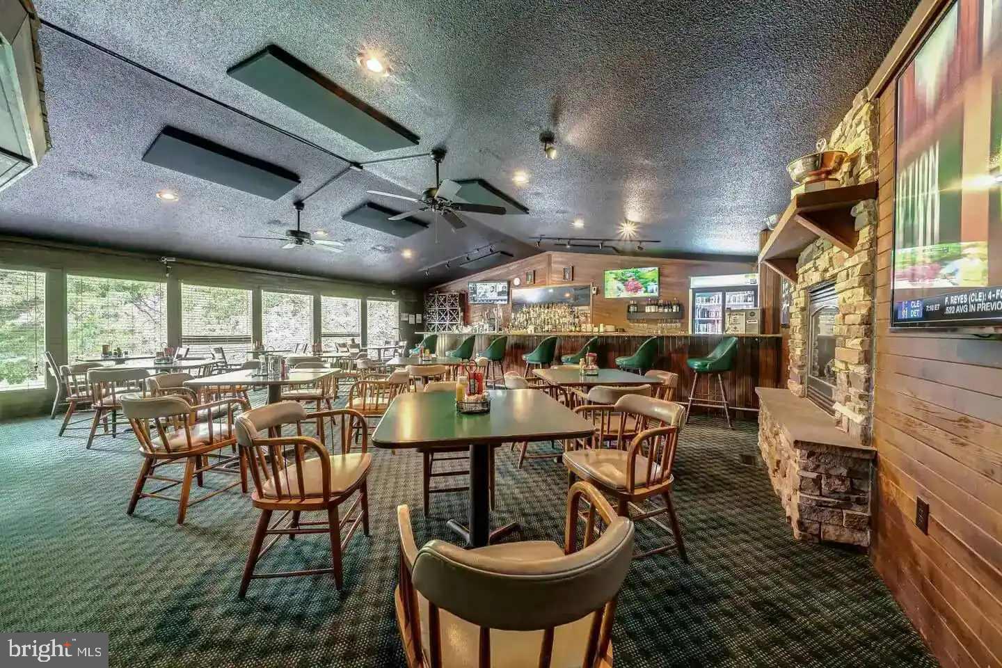 THE WOODS RESORT - Residential