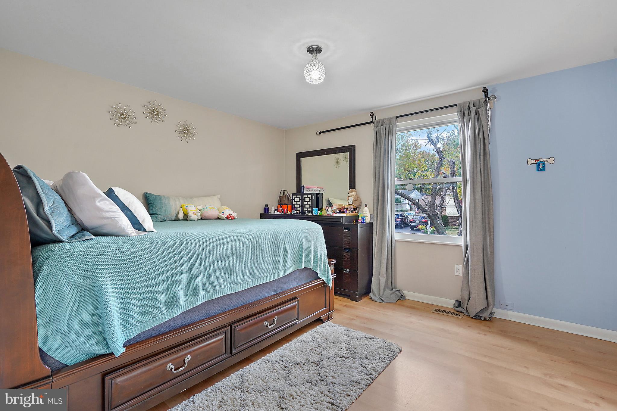 STERLING  PARK - Residential