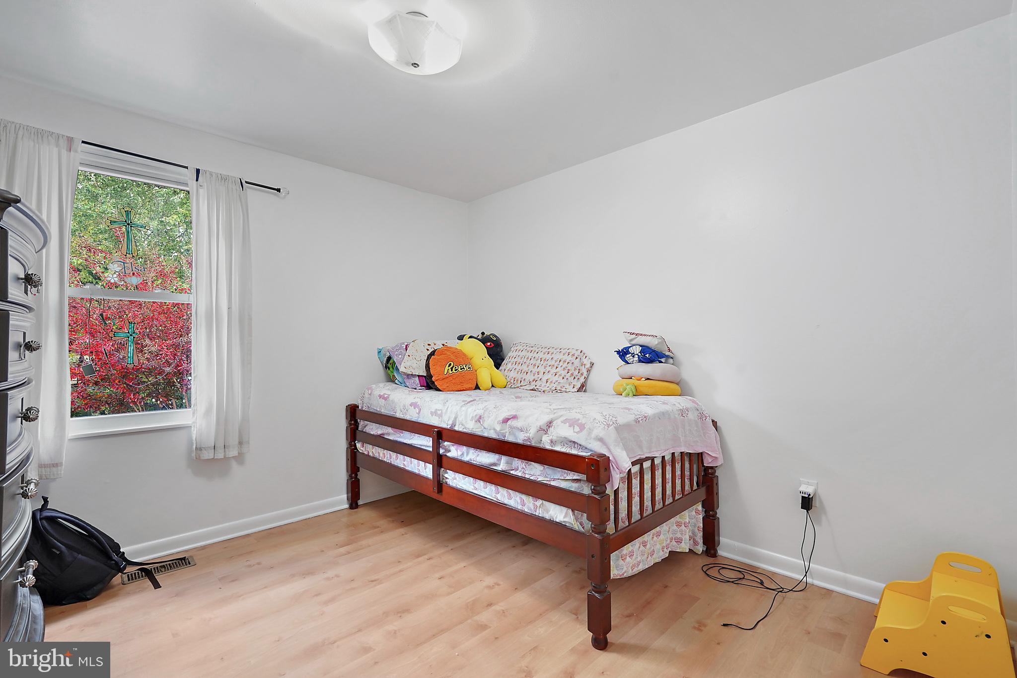 STERLING  PARK - Residential