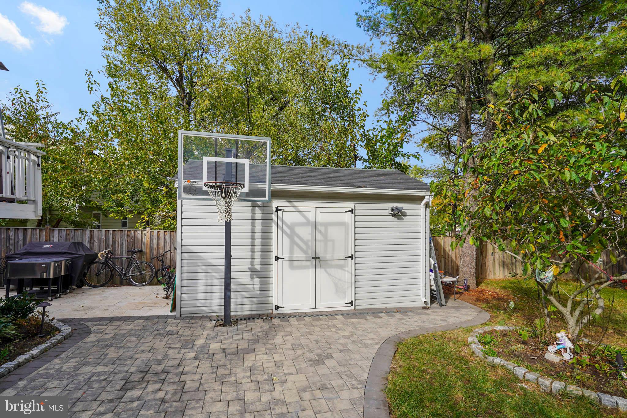 STERLING  PARK - Residential