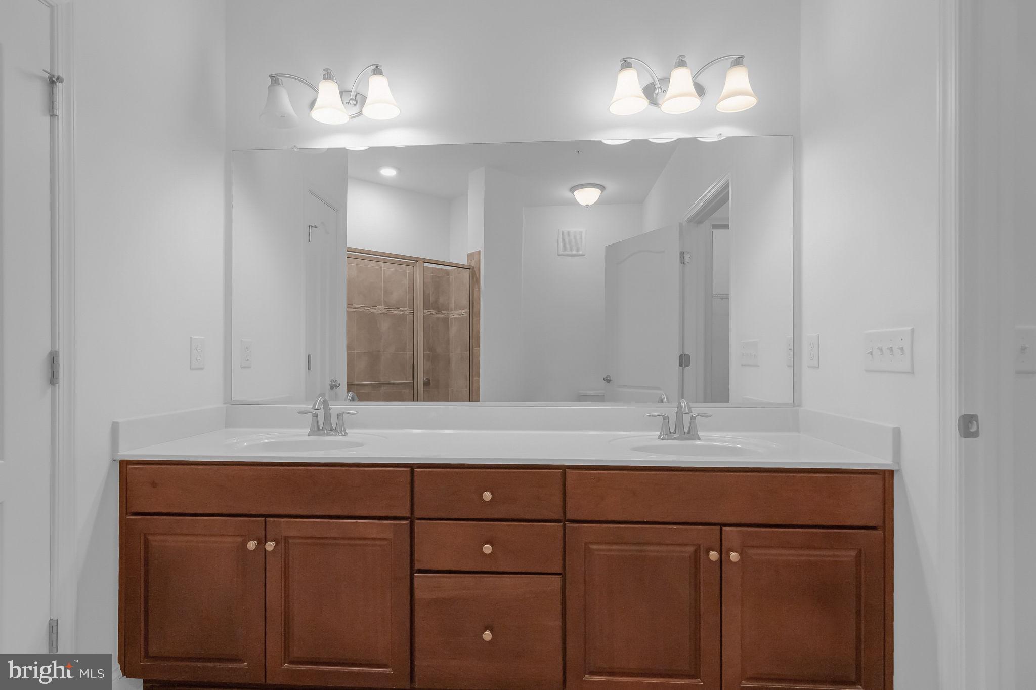 THE GATHERINGS - Residential