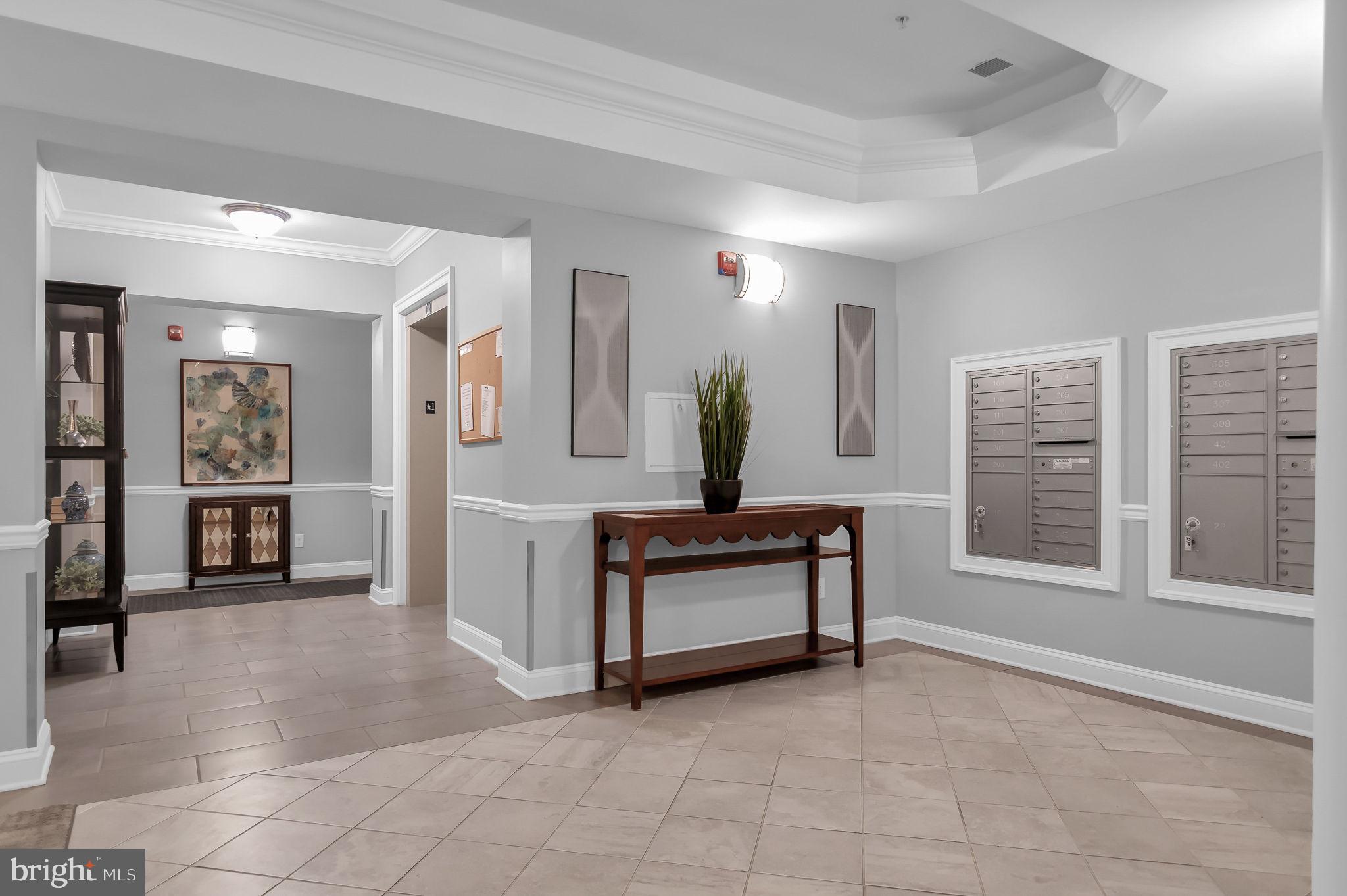 10273 FOUNTAIN CIRCLE 306