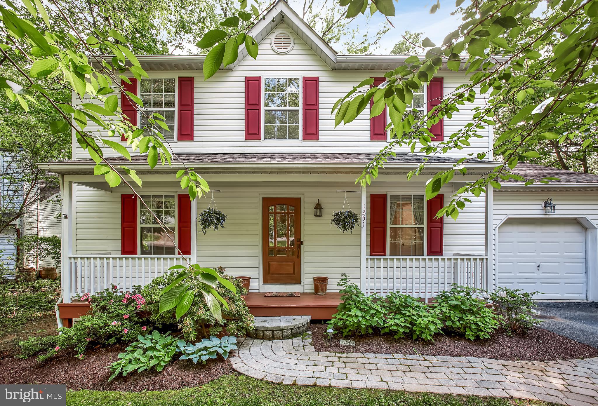 BAY HIGHLANDS - Residential