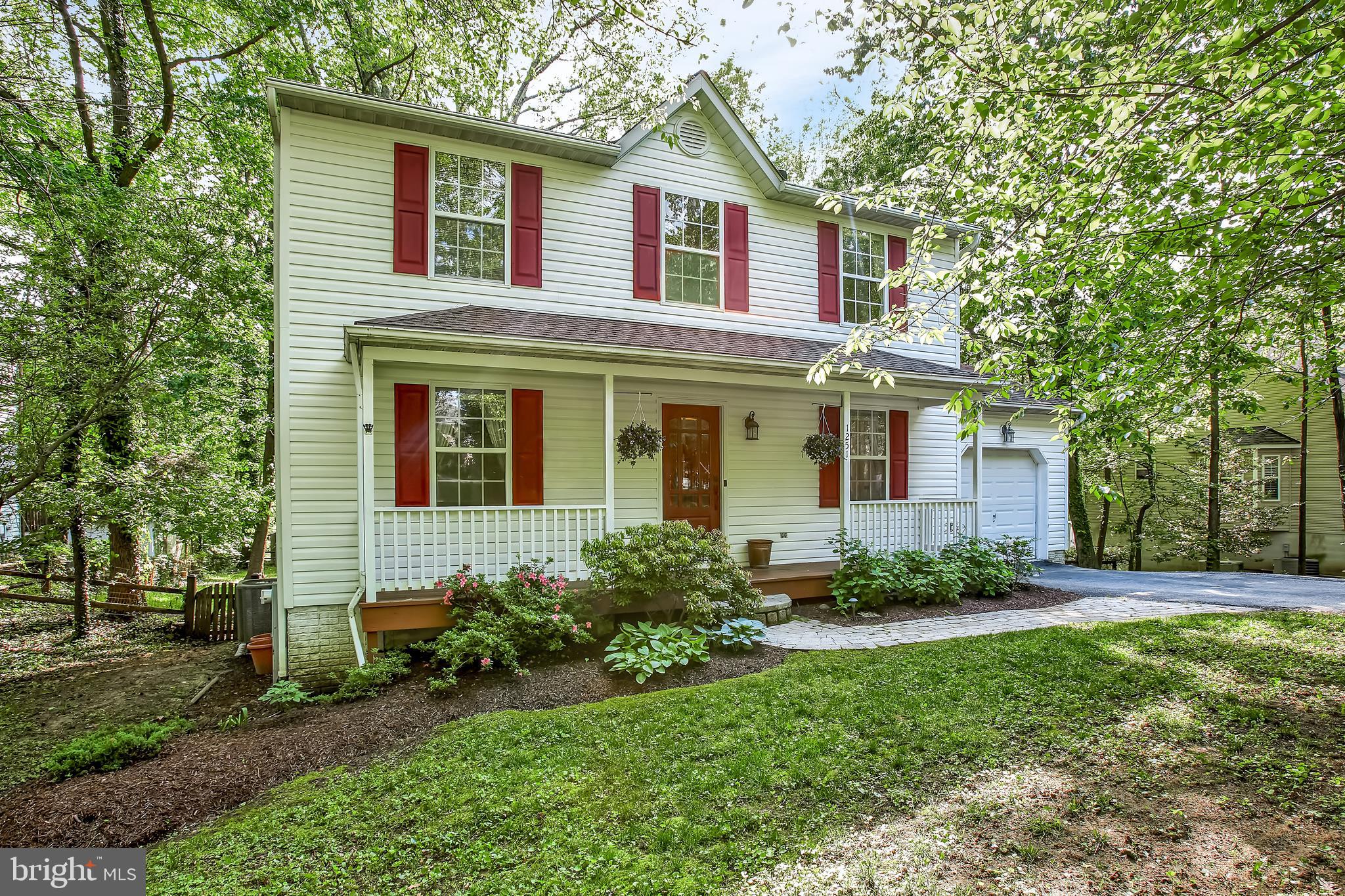 BAY HIGHLANDS - Residential