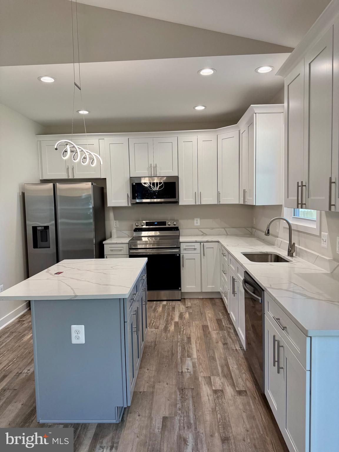 PLACID BAY ESTATES - Residential