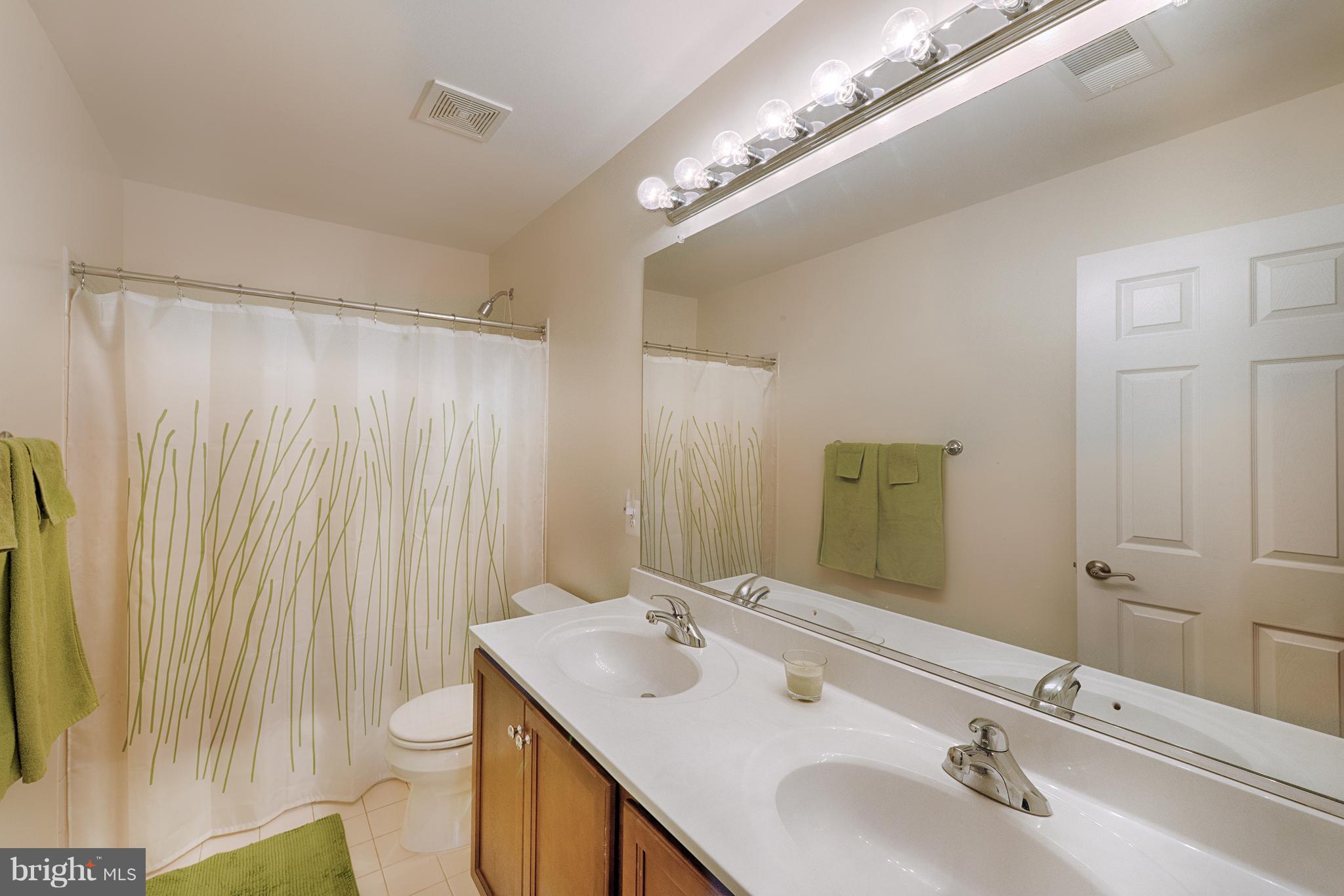 TAMERON WOODS - Residential