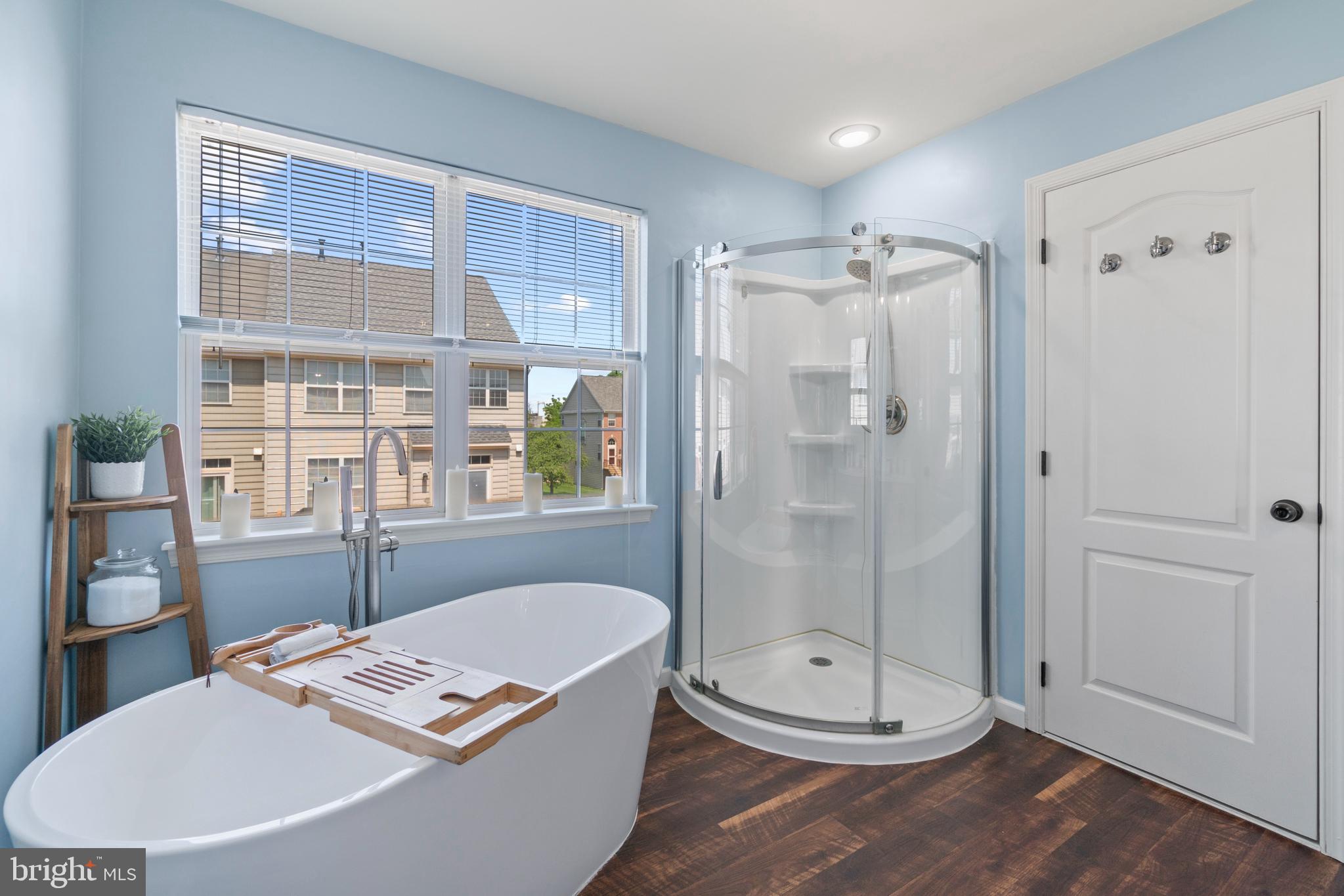 BELMONT BAY - Residential