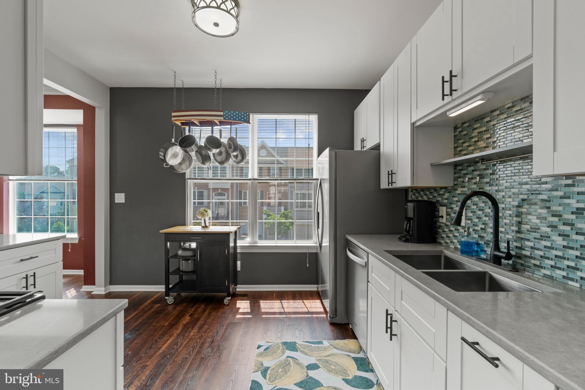 BELMONT BAY - Residential