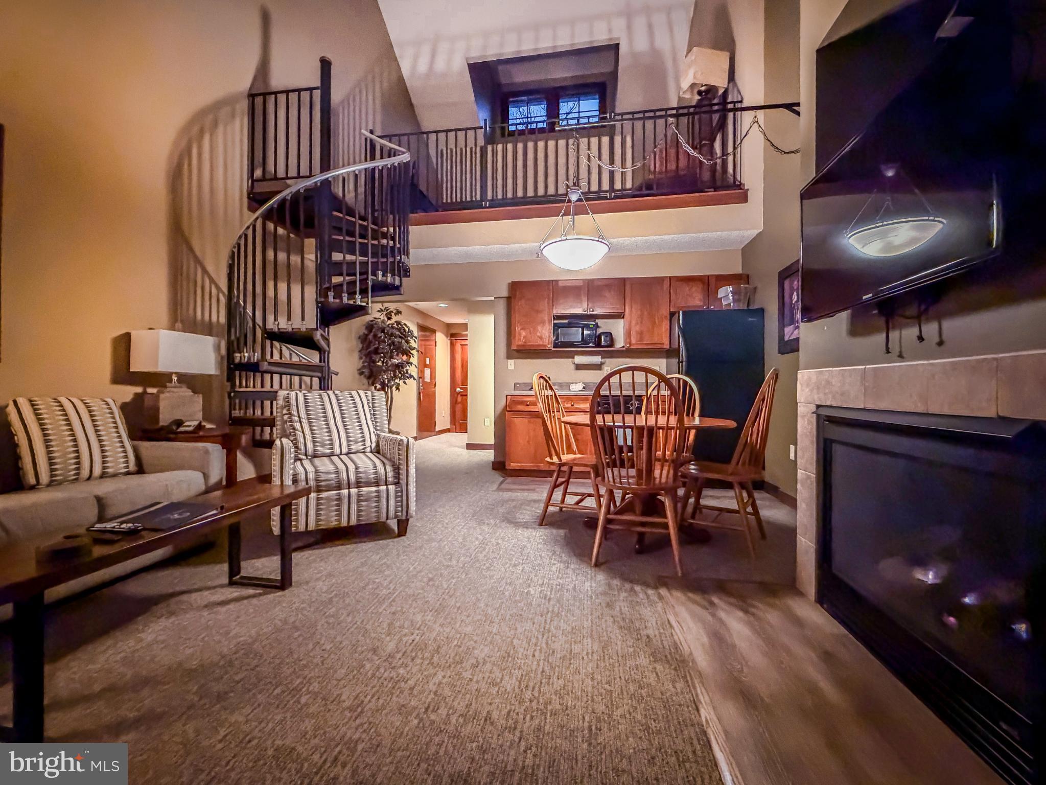 SILVER TREE SUITES - Residential