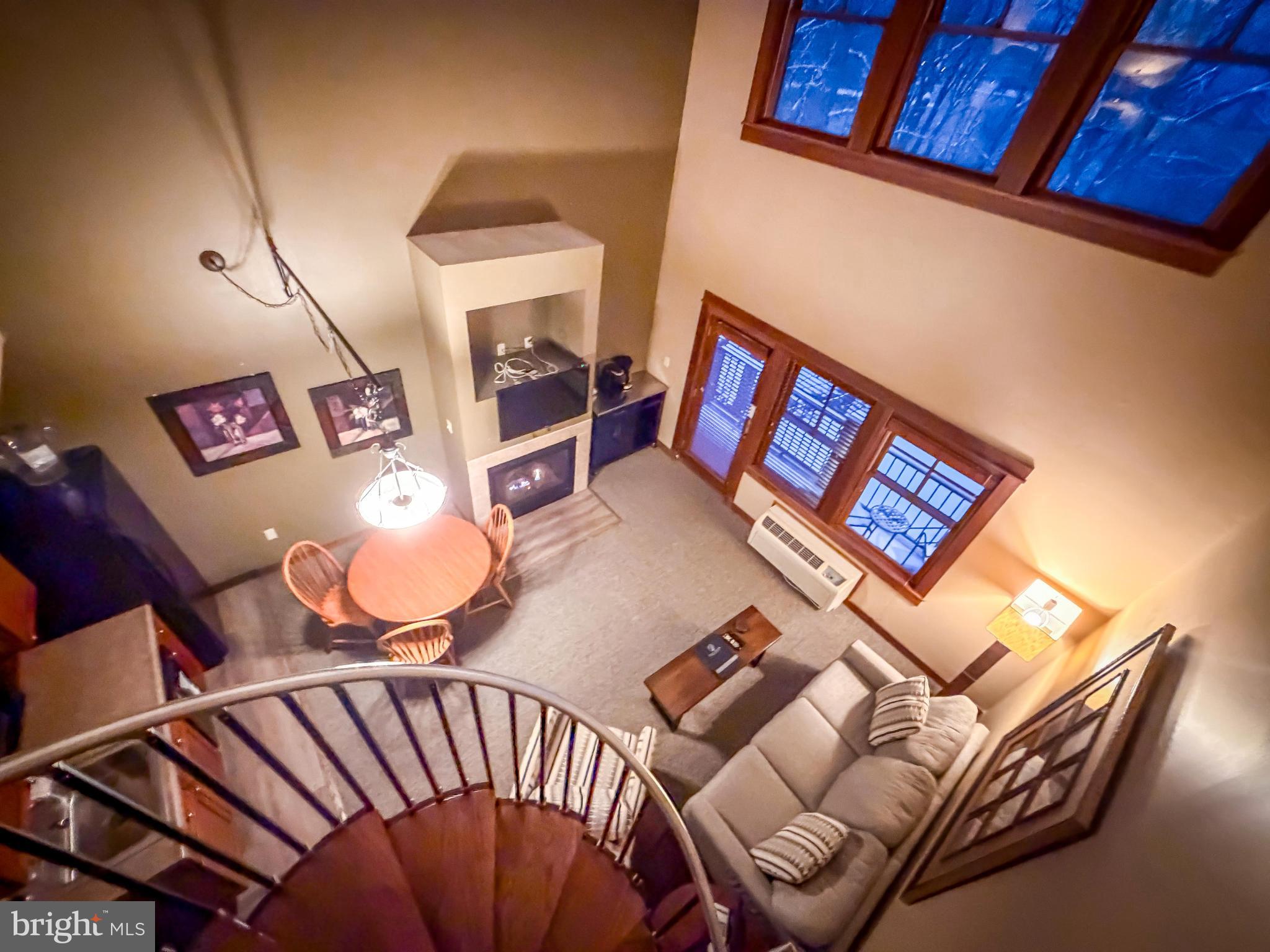 SILVER TREE SUITES - Residential