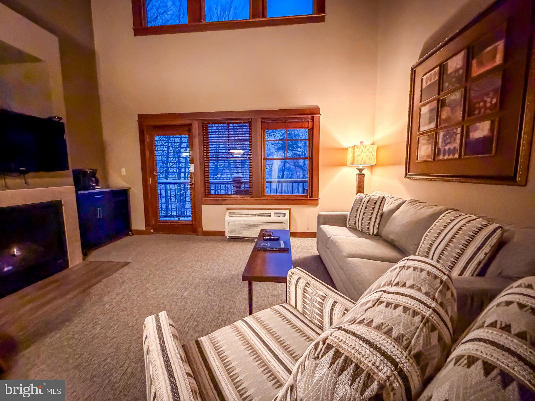 SILVER TREE SUITES - Residential