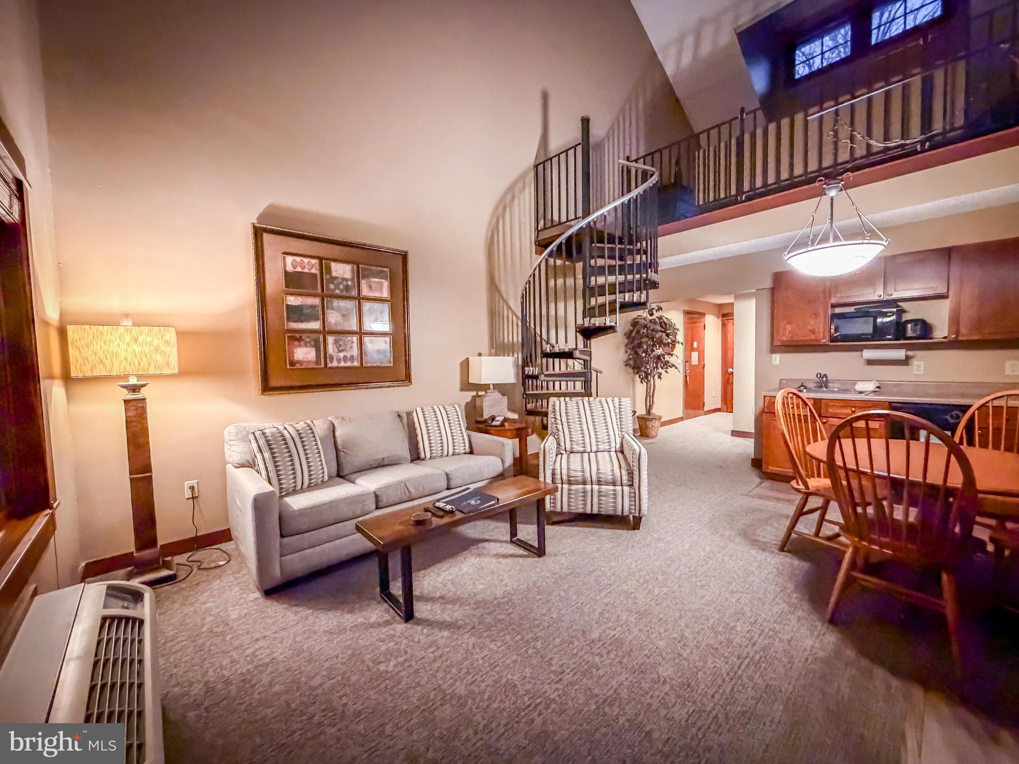 SILVER TREE SUITES - Residential