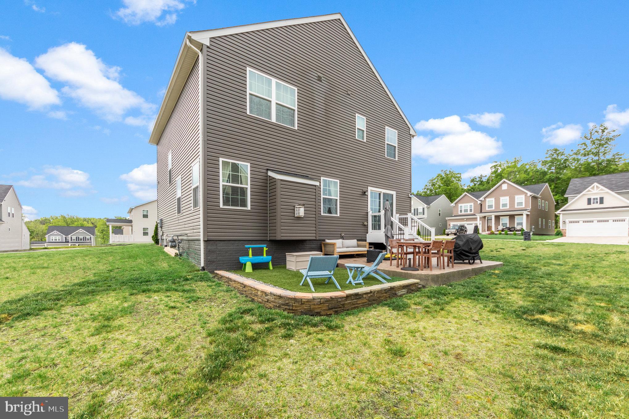 LEE'S PARKE - Residential