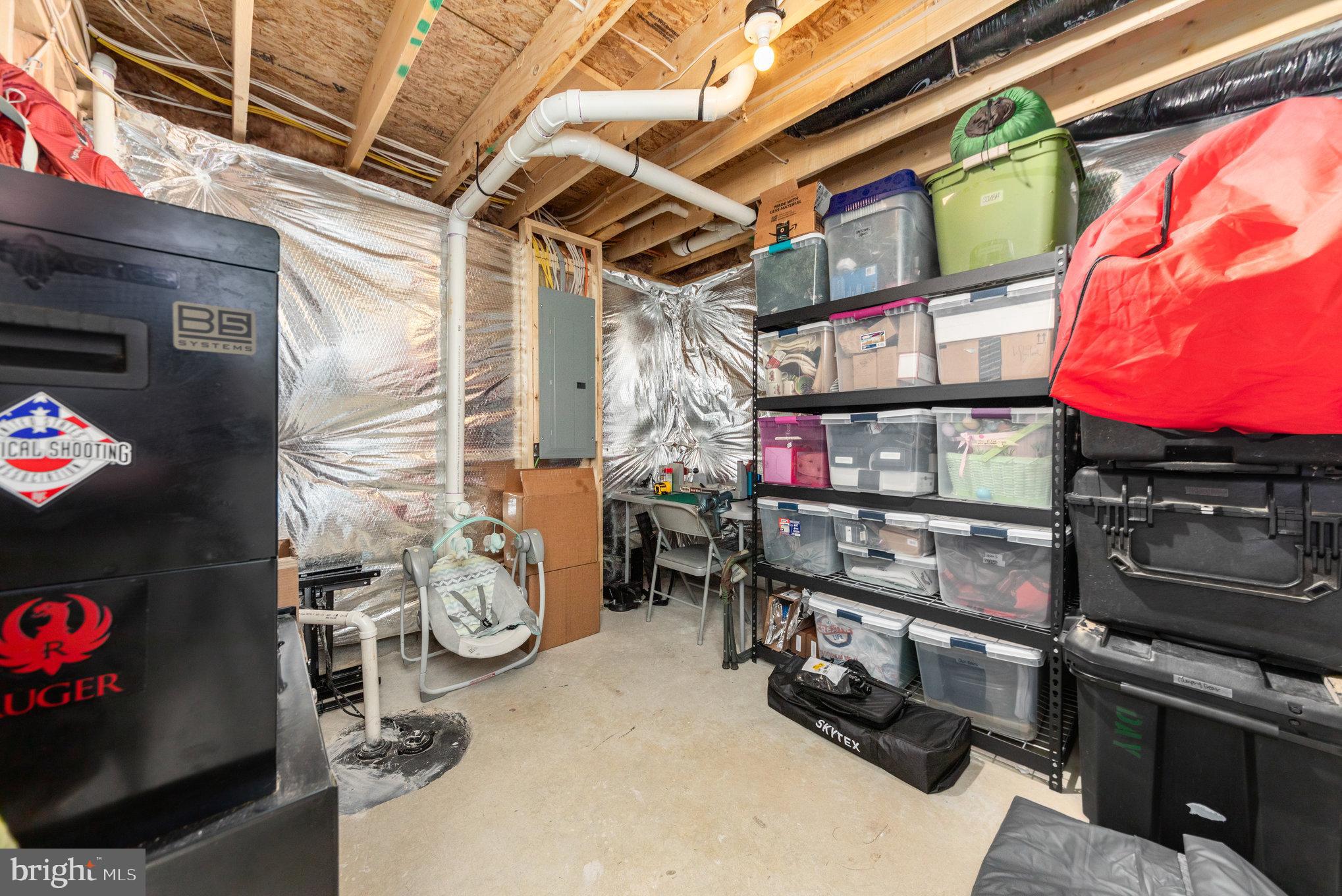 LEE'S PARKE - Residential