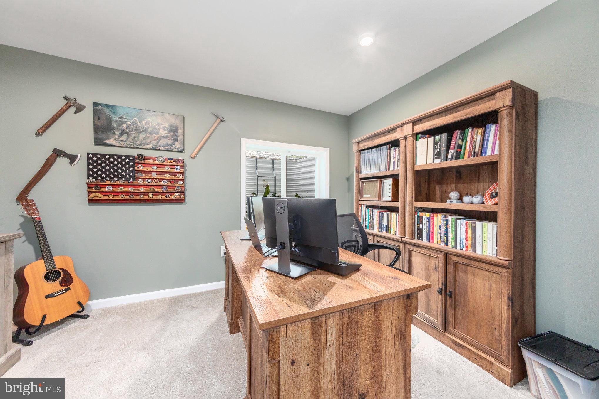 LEE'S PARKE - Residential