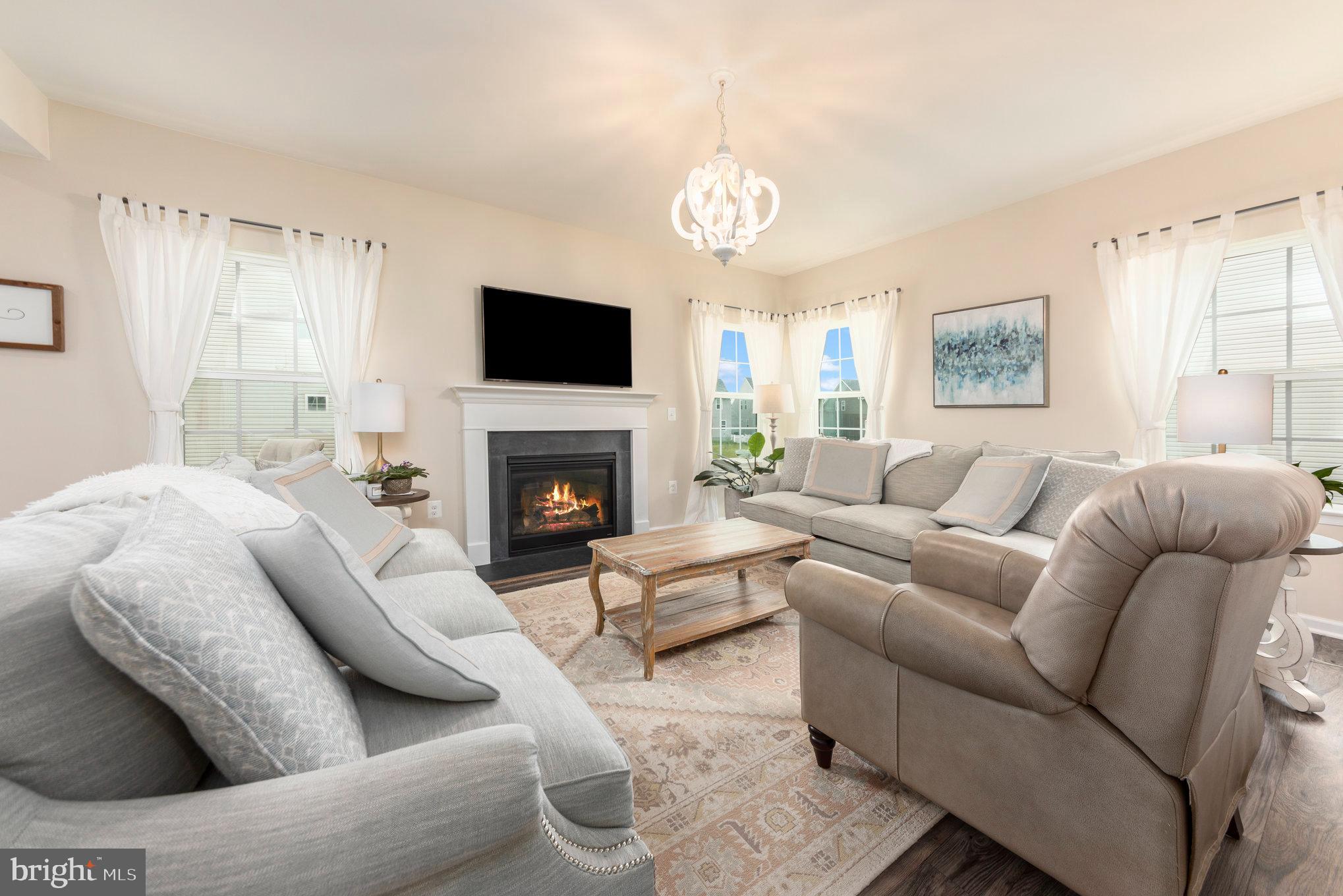 LEE'S PARKE - Residential