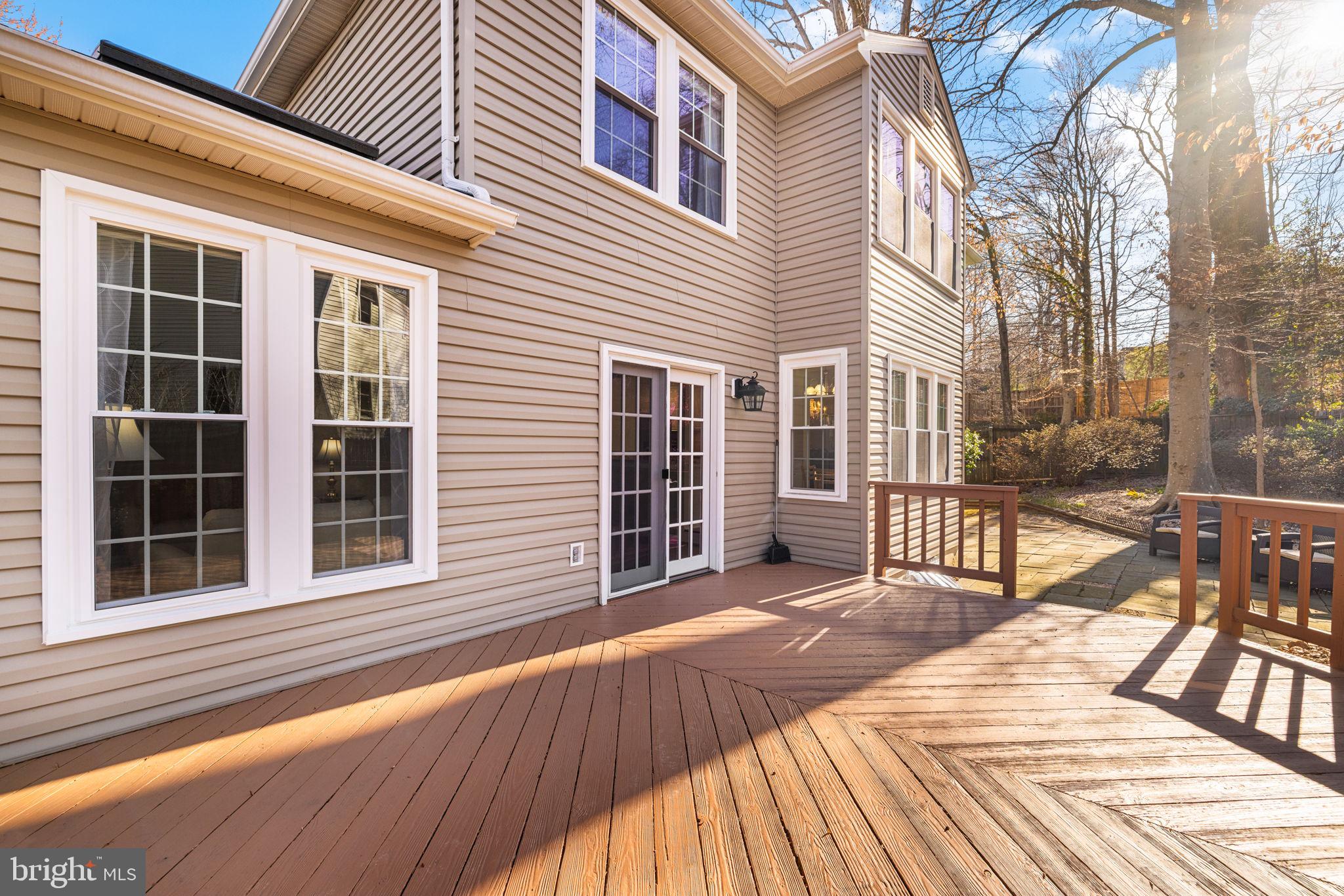 LONGWOOD KNOLLS - Residential