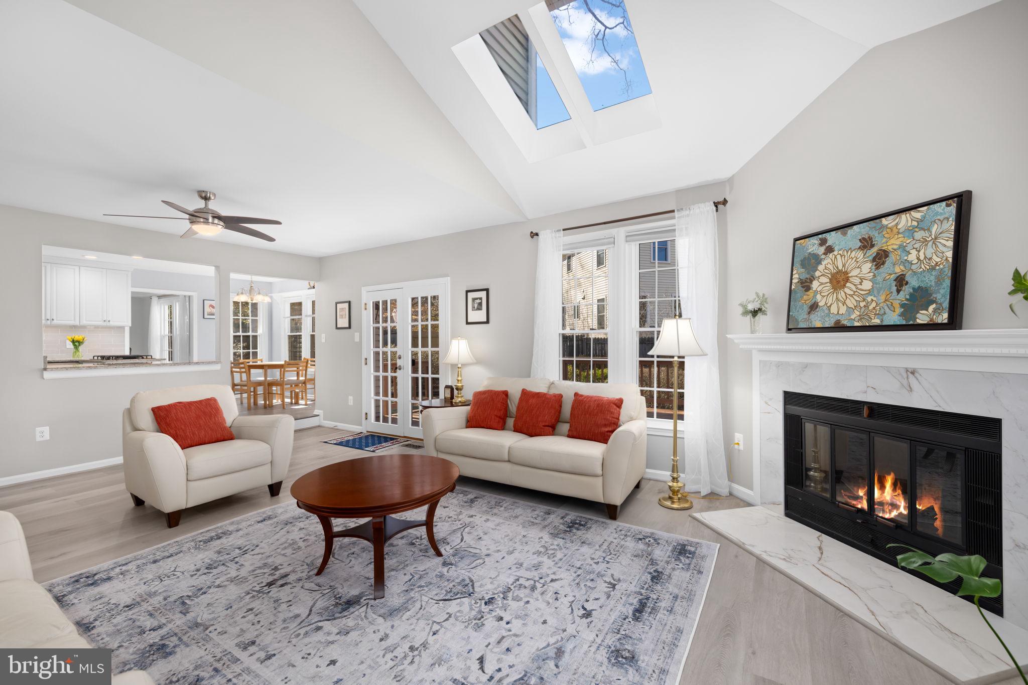 LONGWOOD KNOLLS - Residential