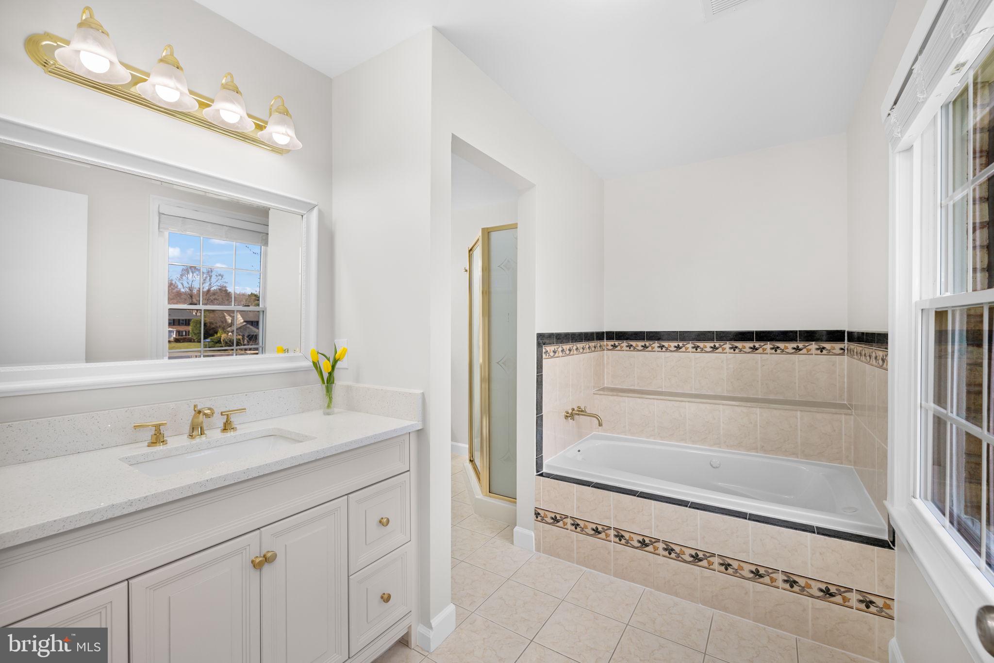 LONGWOOD KNOLLS - Residential