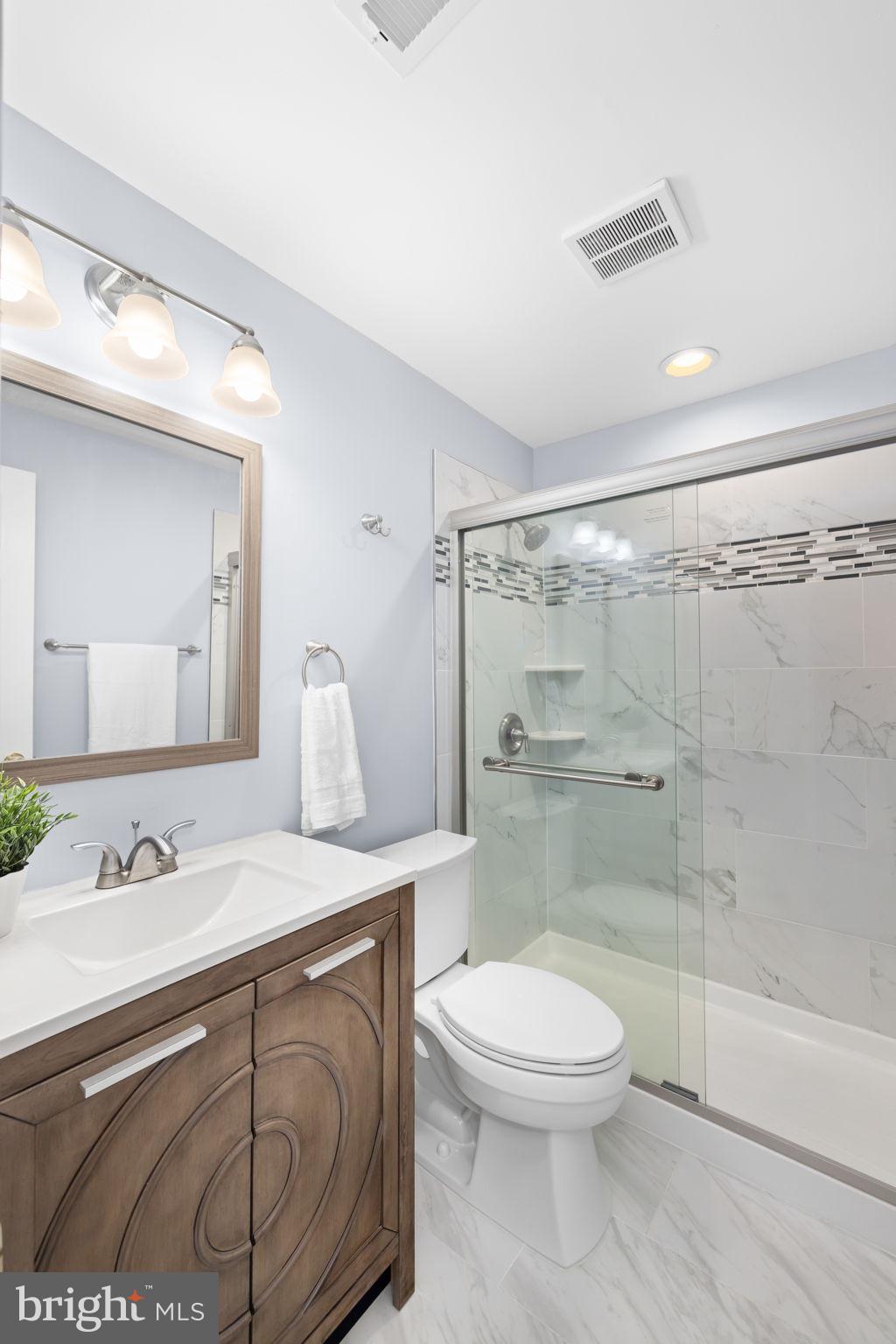 LONGWOOD KNOLLS - Residential