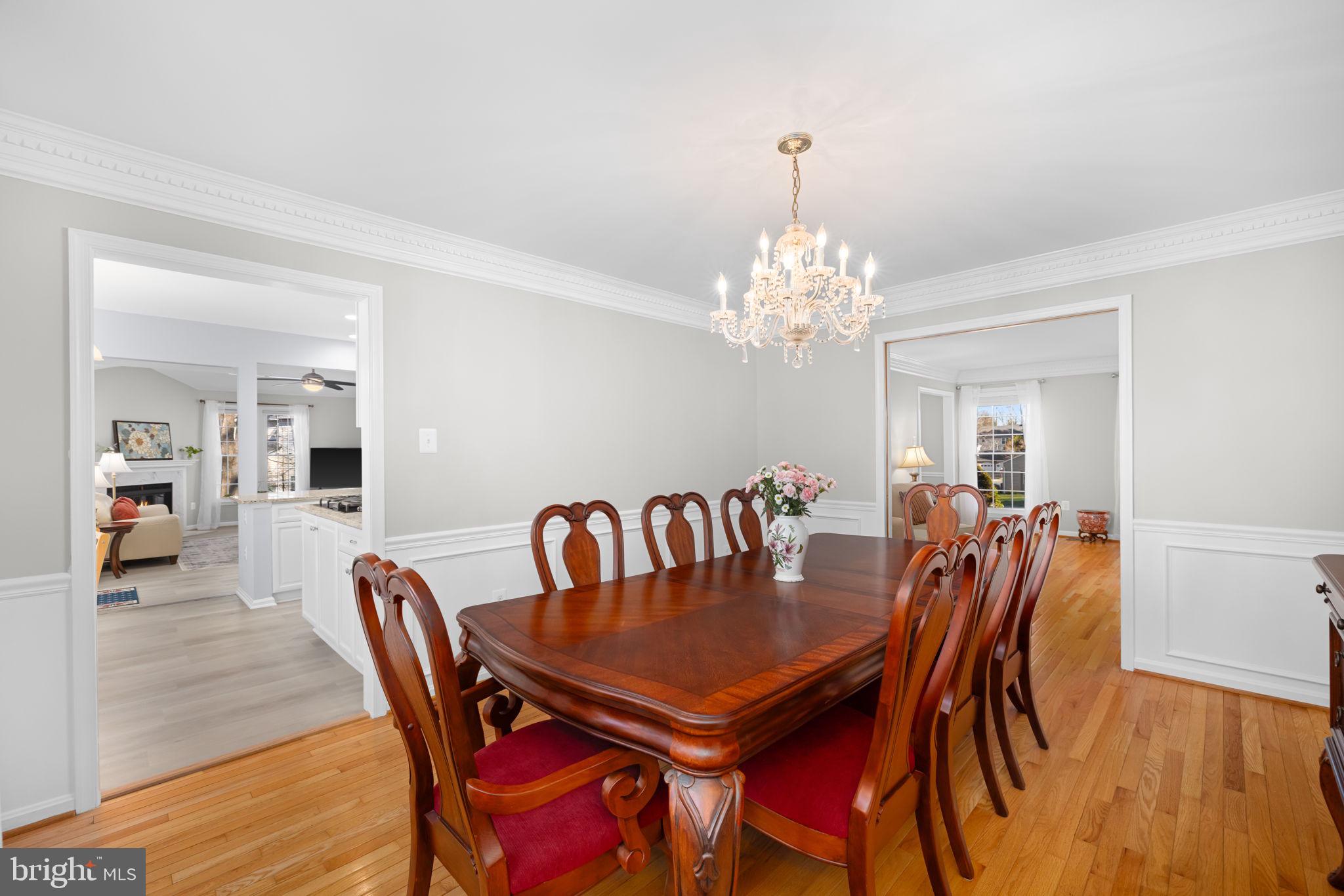 LONGWOOD KNOLLS - Residential