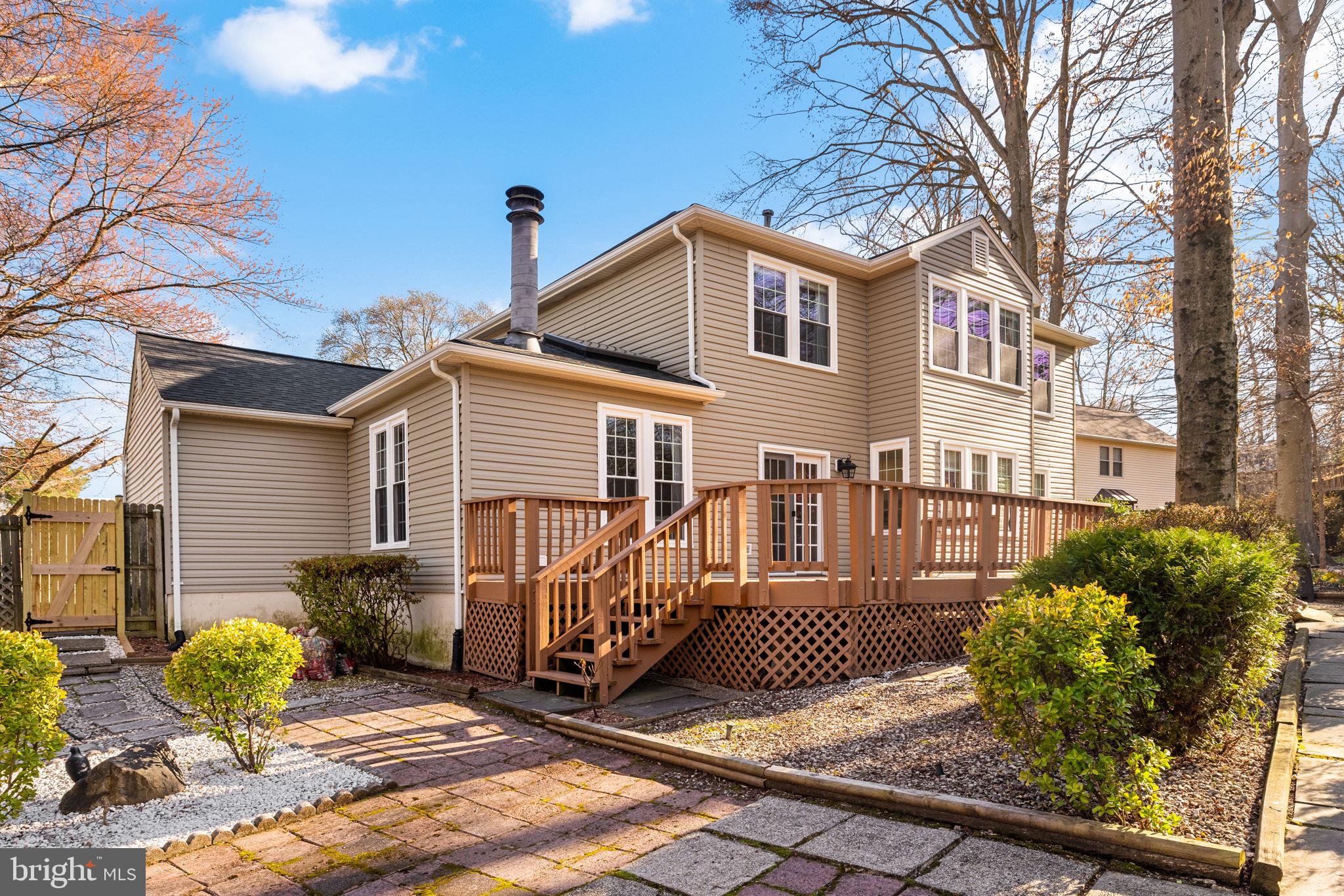 LONGWOOD KNOLLS - Residential