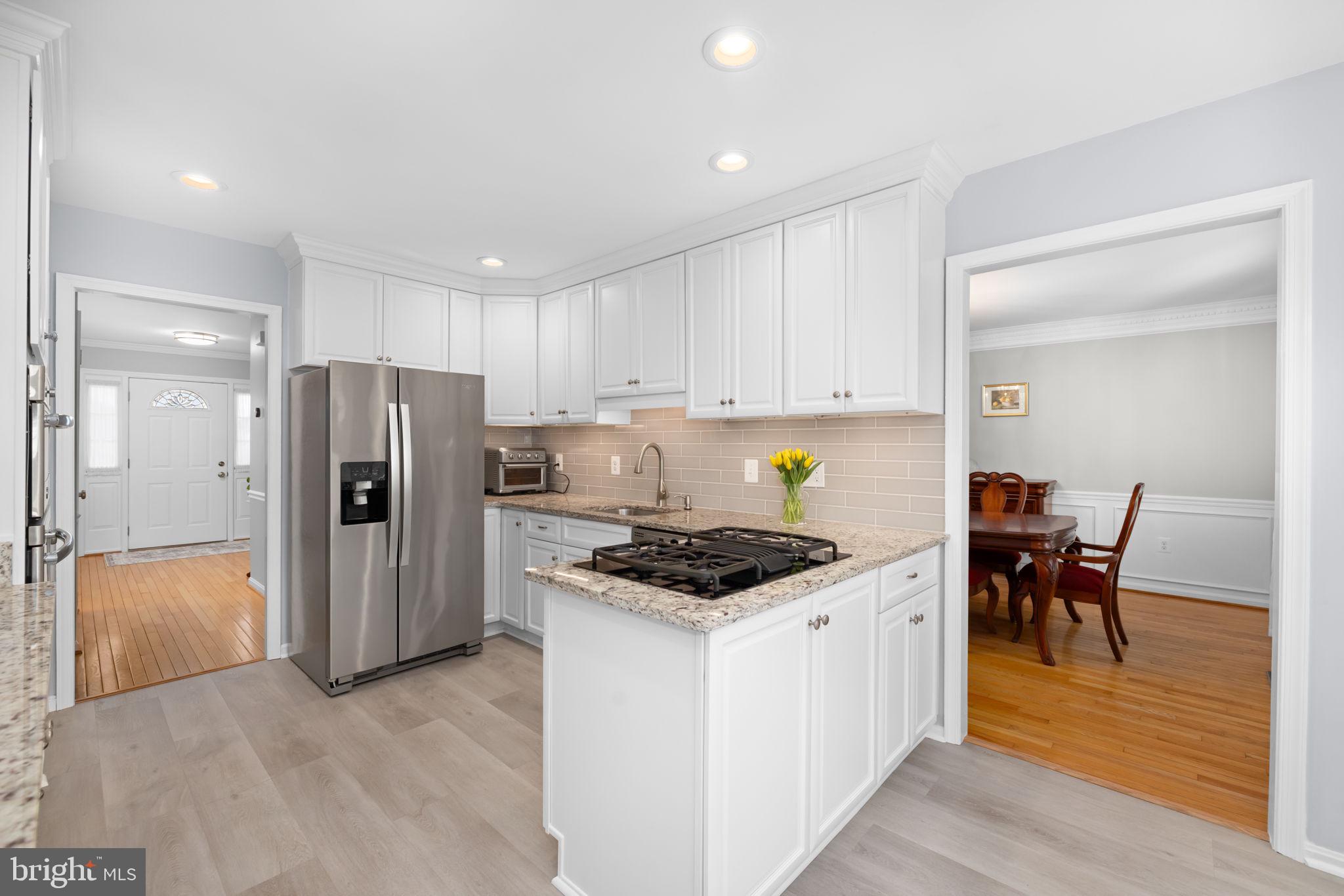 LONGWOOD KNOLLS - Residential