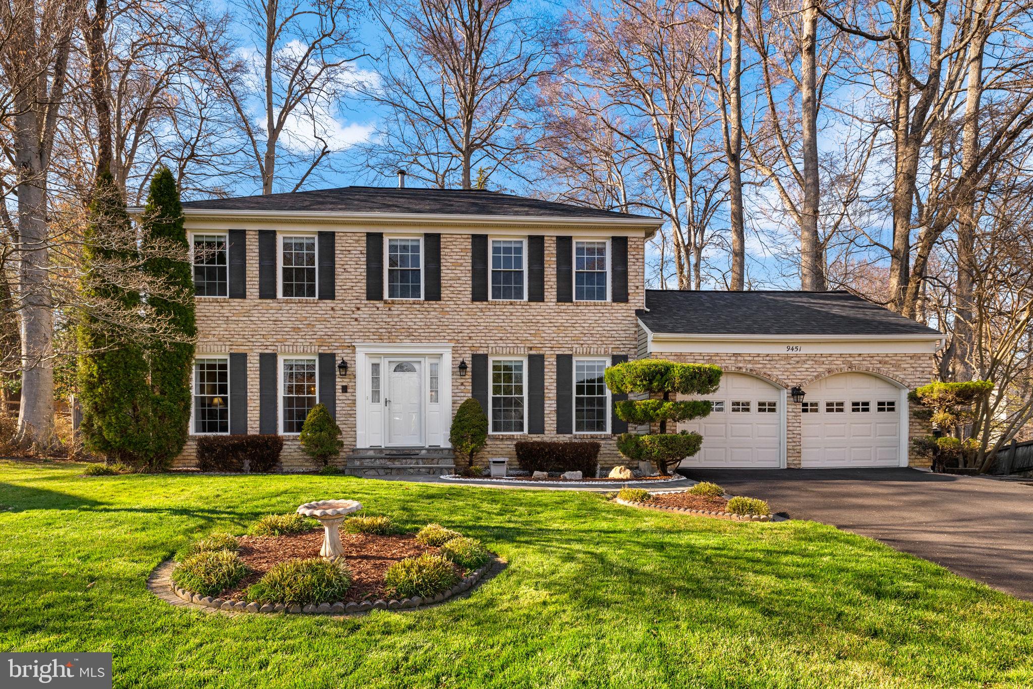 LONGWOOD KNOLLS - Residential