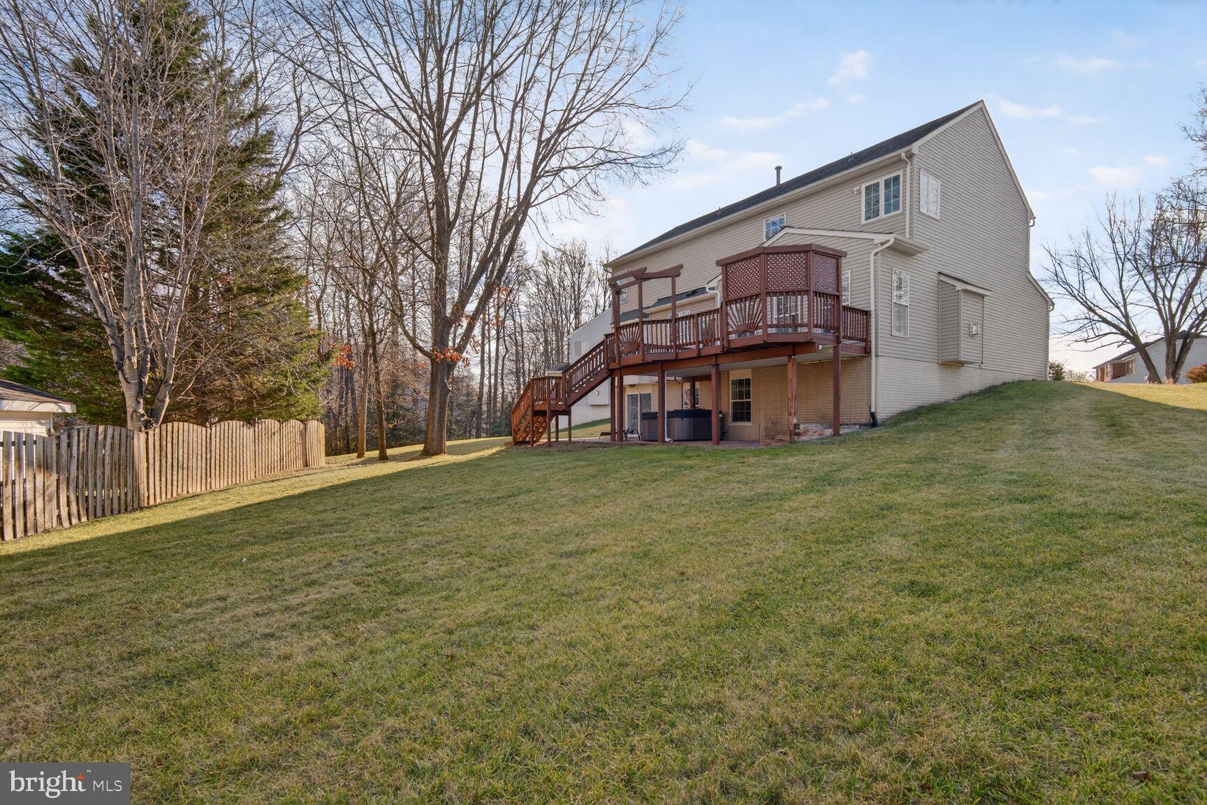 BLOOMS CROSSING - Residential