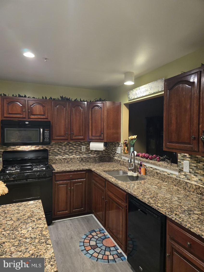 217 FERRING COURT