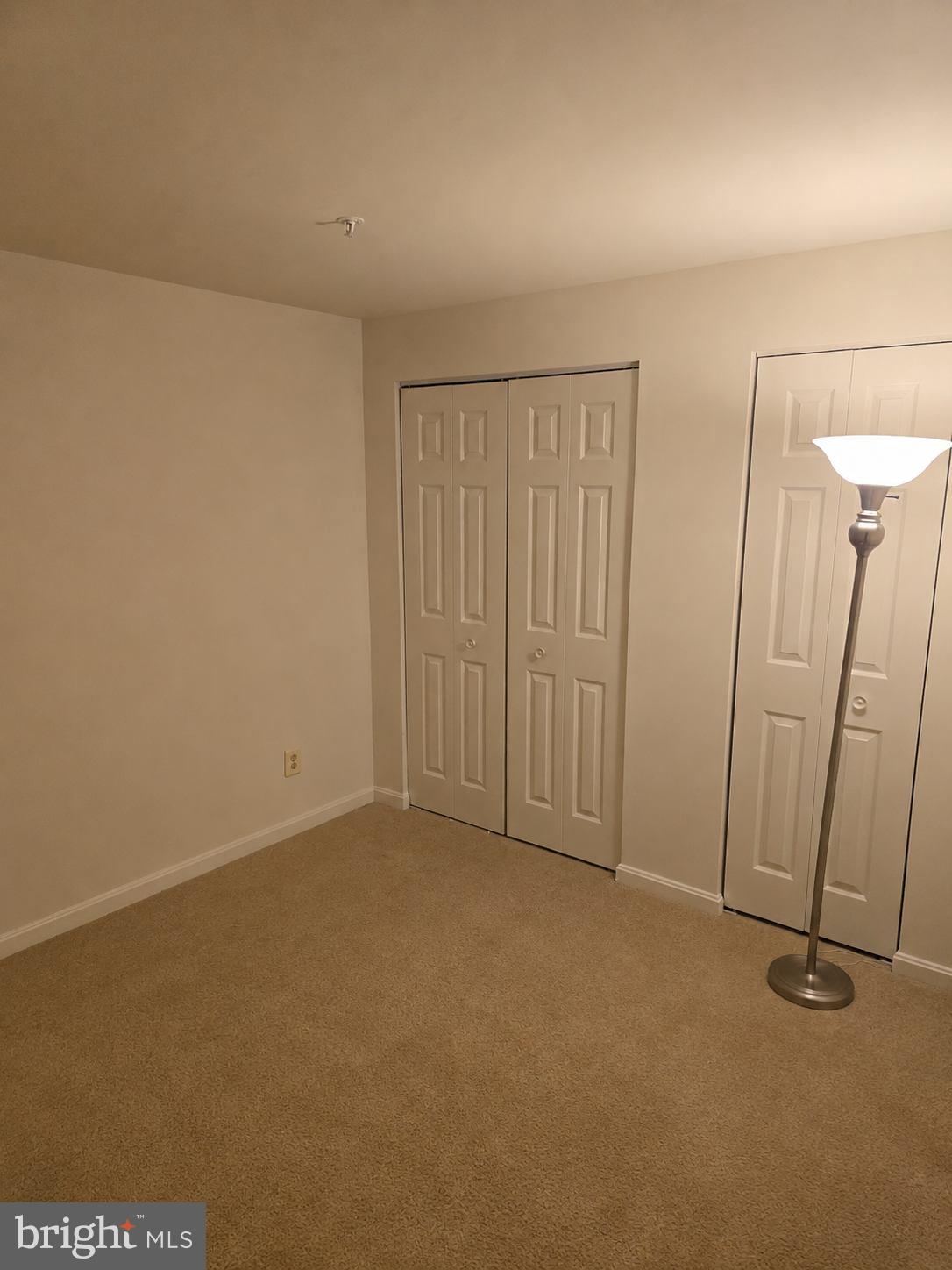 CONSTANT FRIENDSHIP - Residential