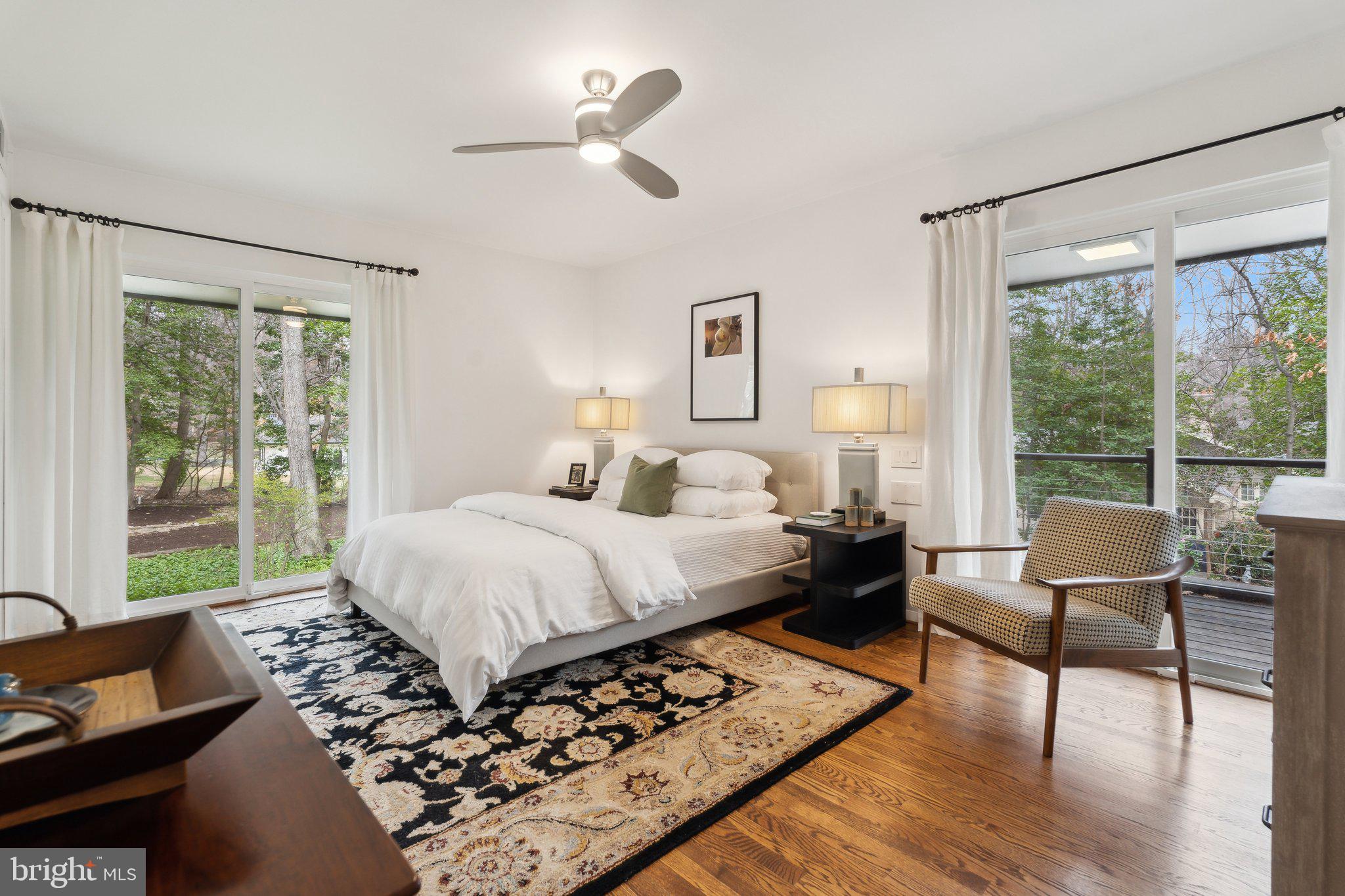 MANOR PARK - Residential