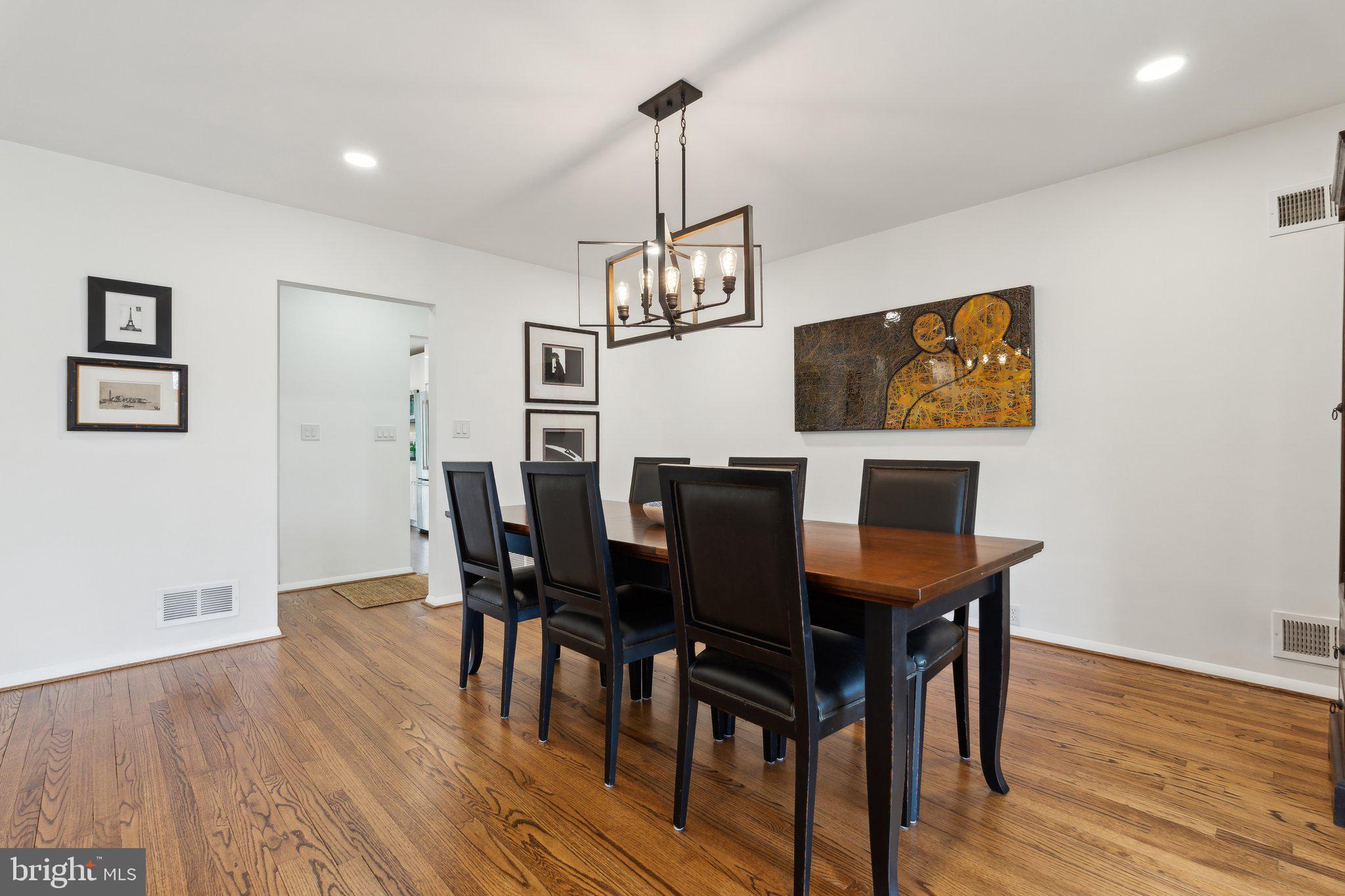 MANOR PARK - Residential