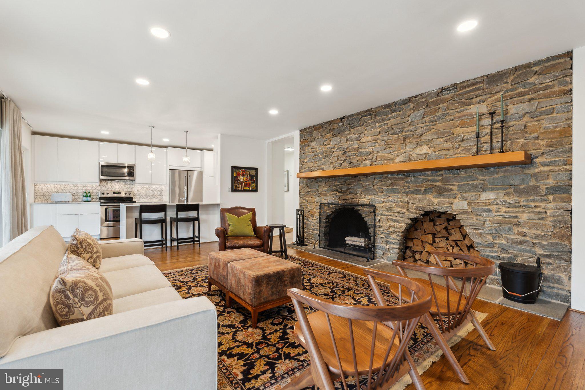 MANOR PARK - Residential