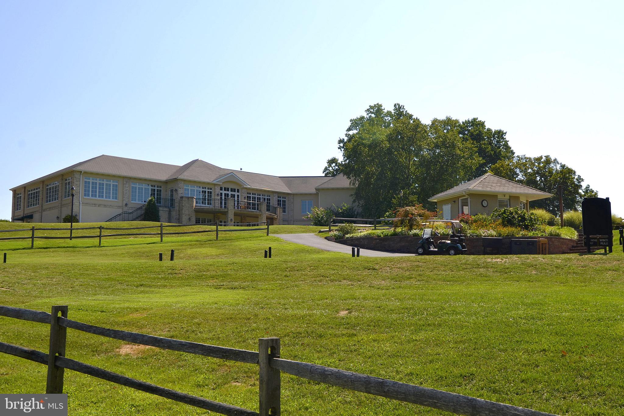 MANOR PARK - Residential