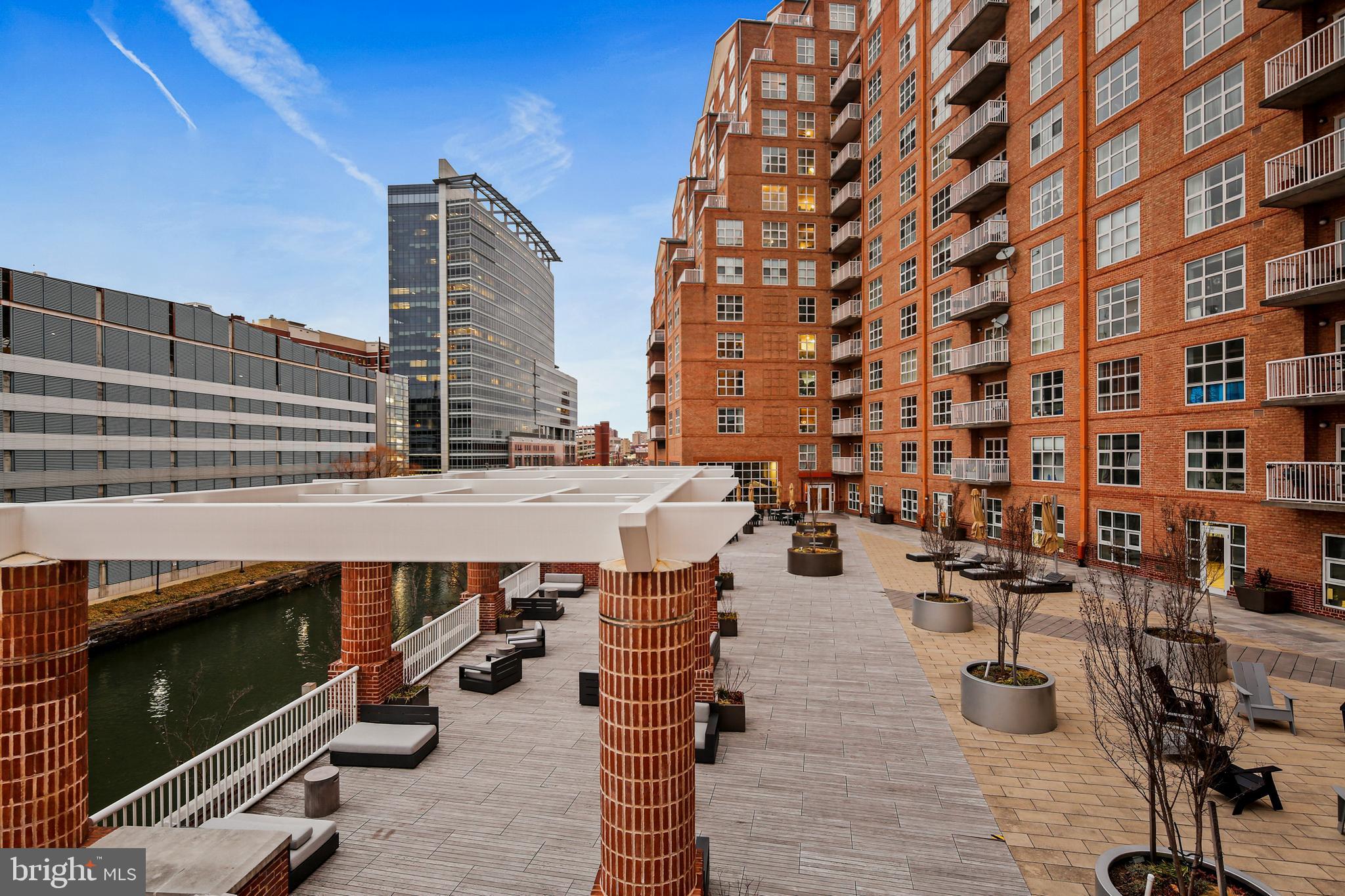 SCARLETT PLACE - Residential