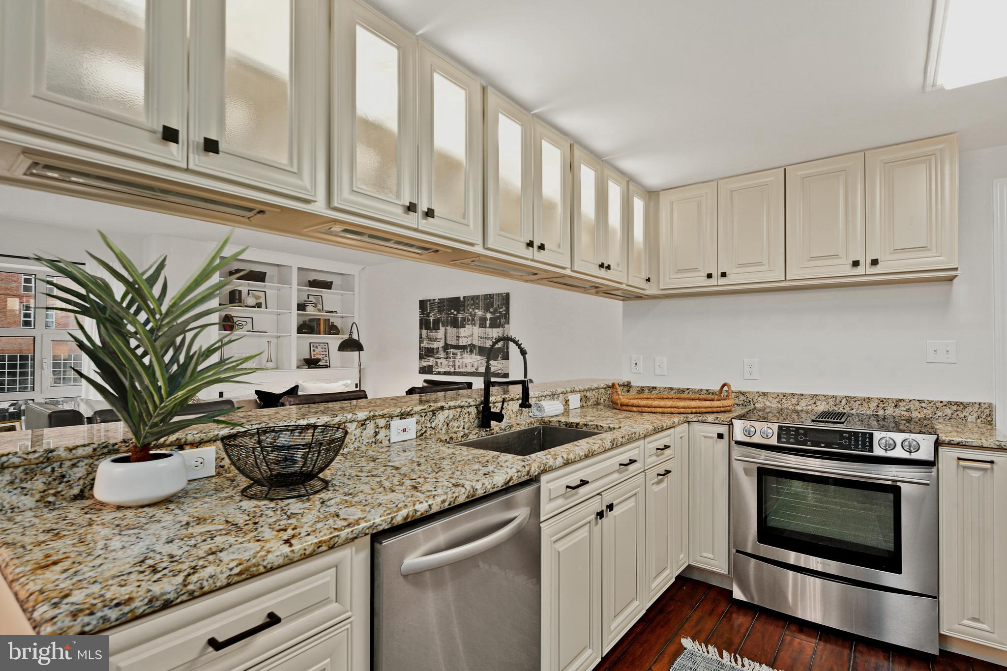 SCARLETT PLACE - Residential