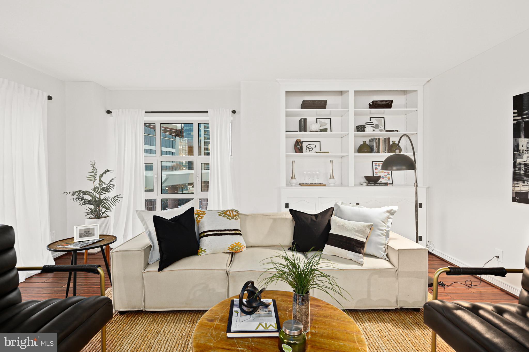 SCARLETT PLACE - Residential