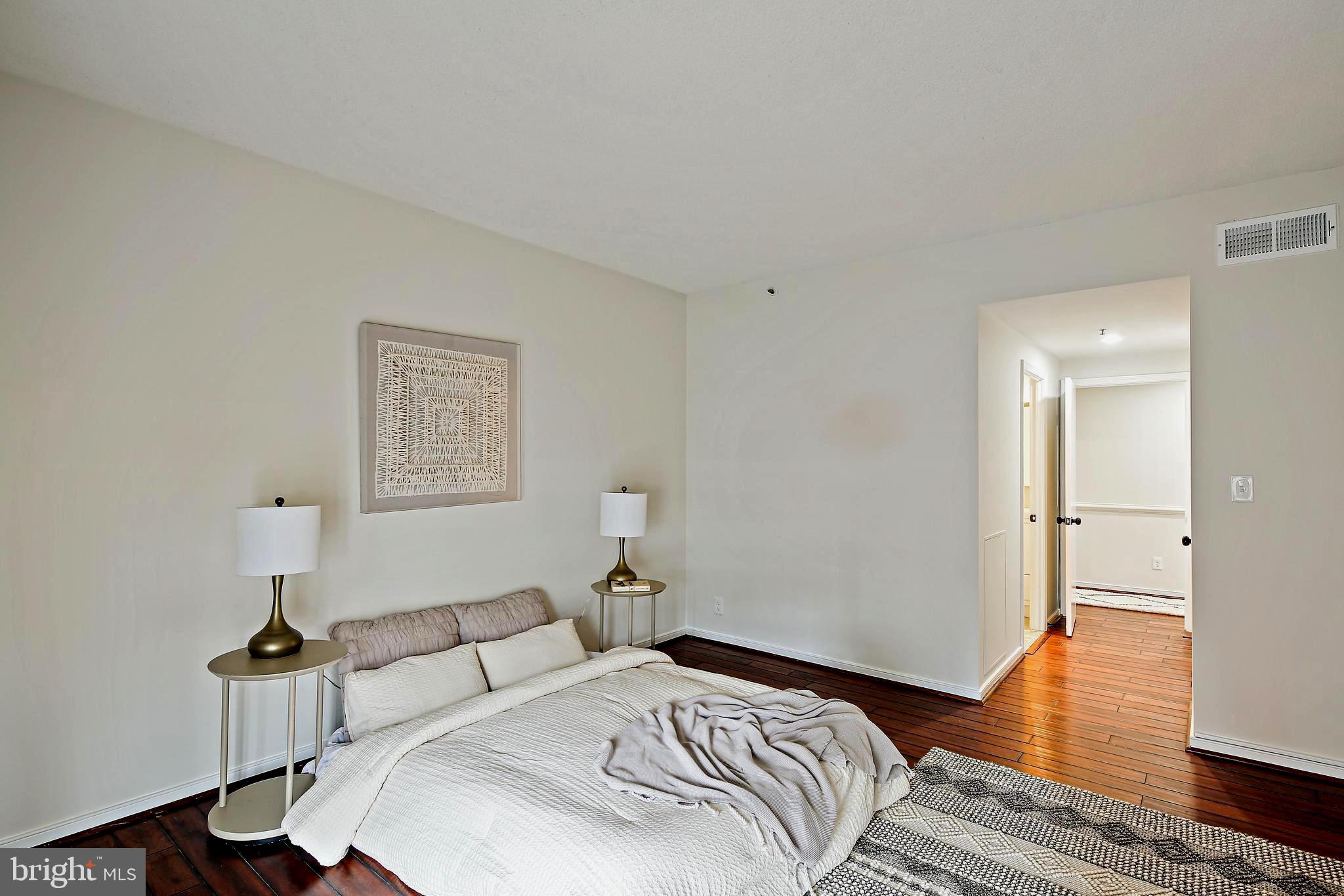 SCARLETT PLACE - Residential