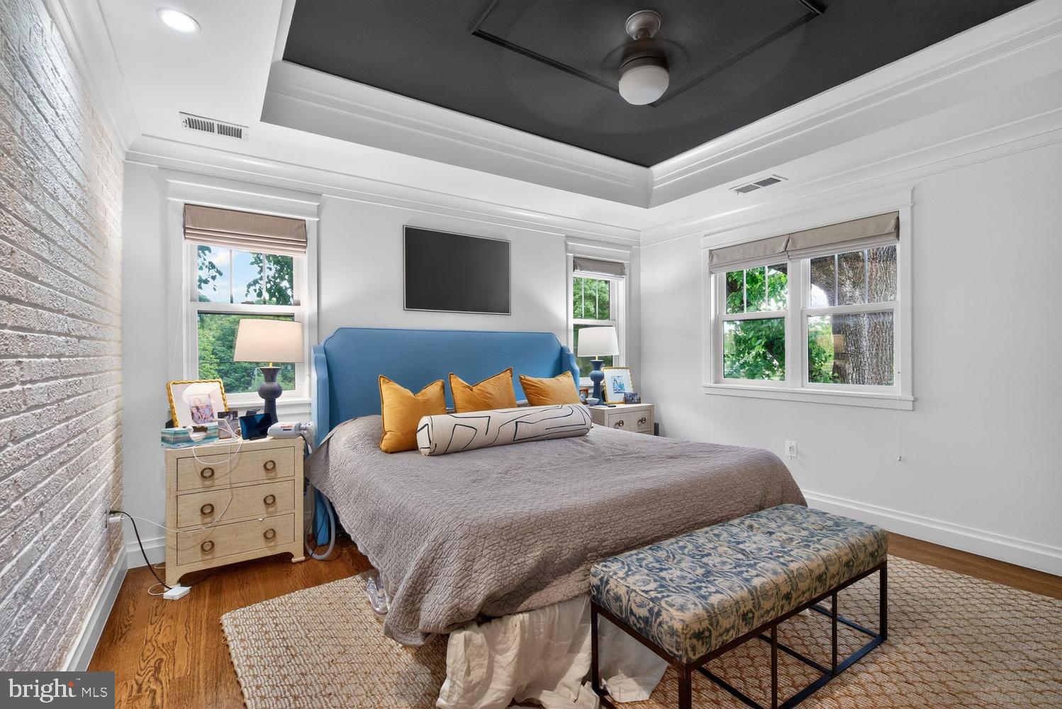 MILBURN TERRACE - Residential