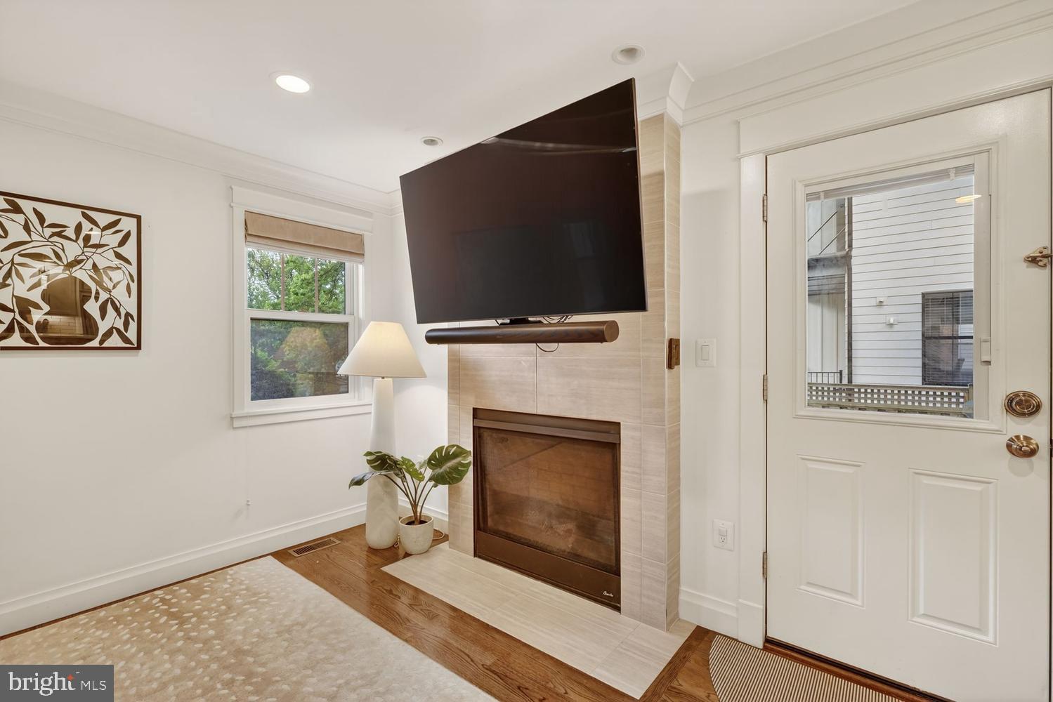 MILBURN TERRACE - Residential