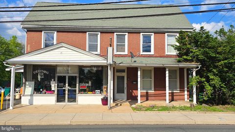 772 MAIN STREET PENNSBURG PA 18073