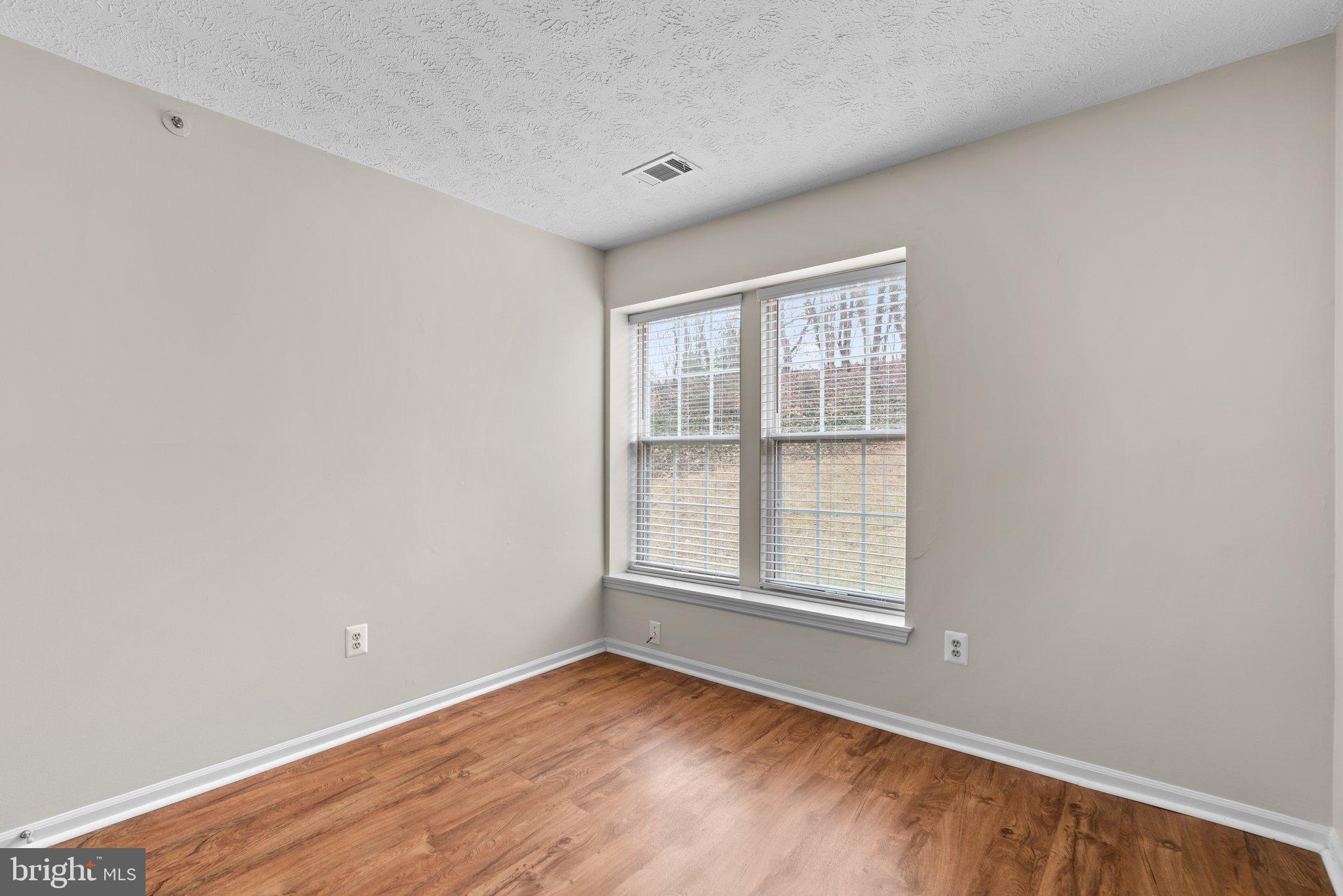 ROCKBURN COMMONS III - Residential