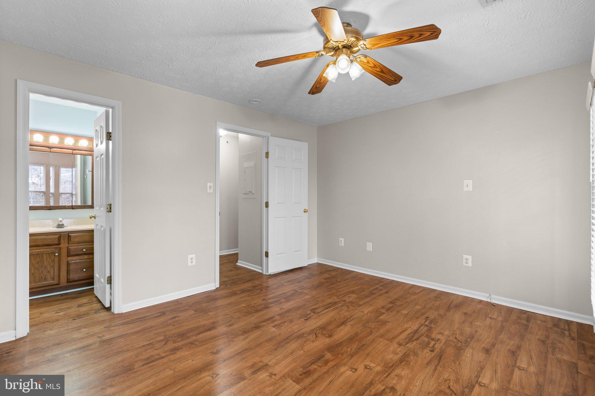 ROCKBURN COMMONS III - Residential