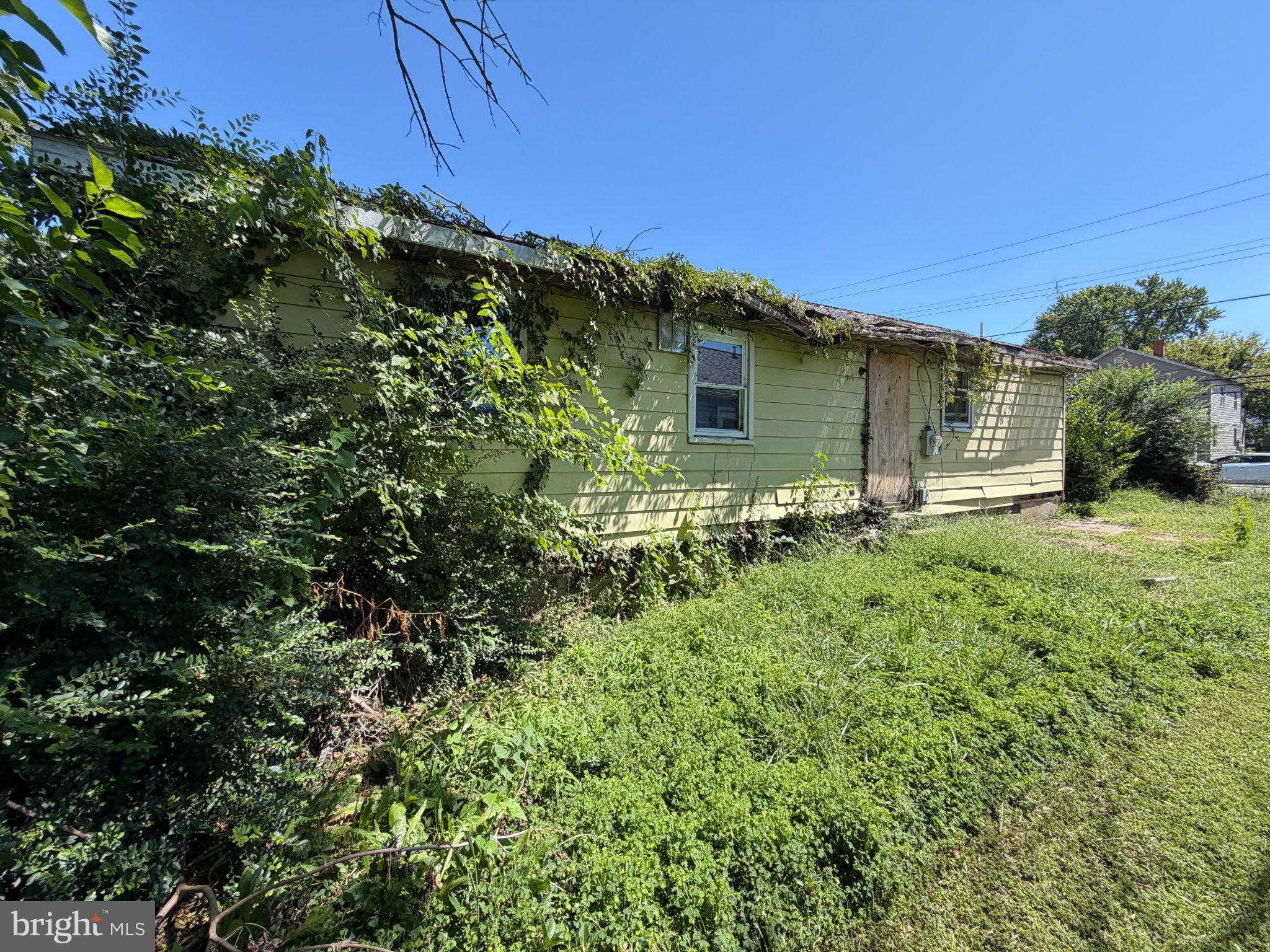 703 HIGH STREET