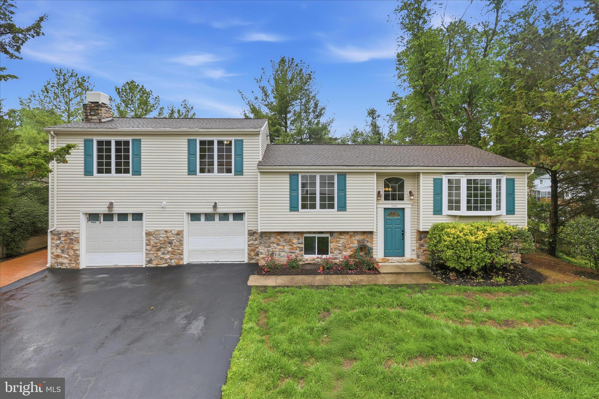 12821 PINECREST ROAD