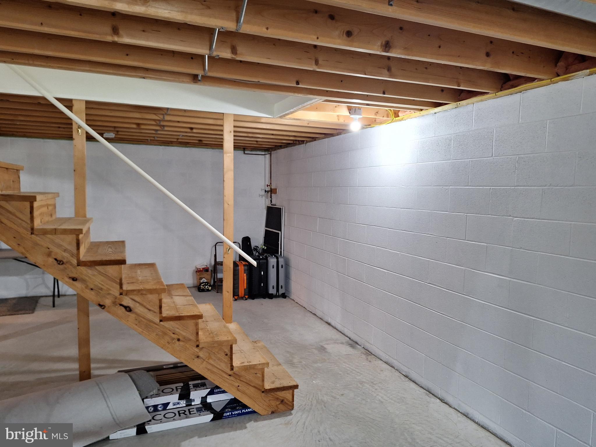 SUMMIT HILLS - Residential