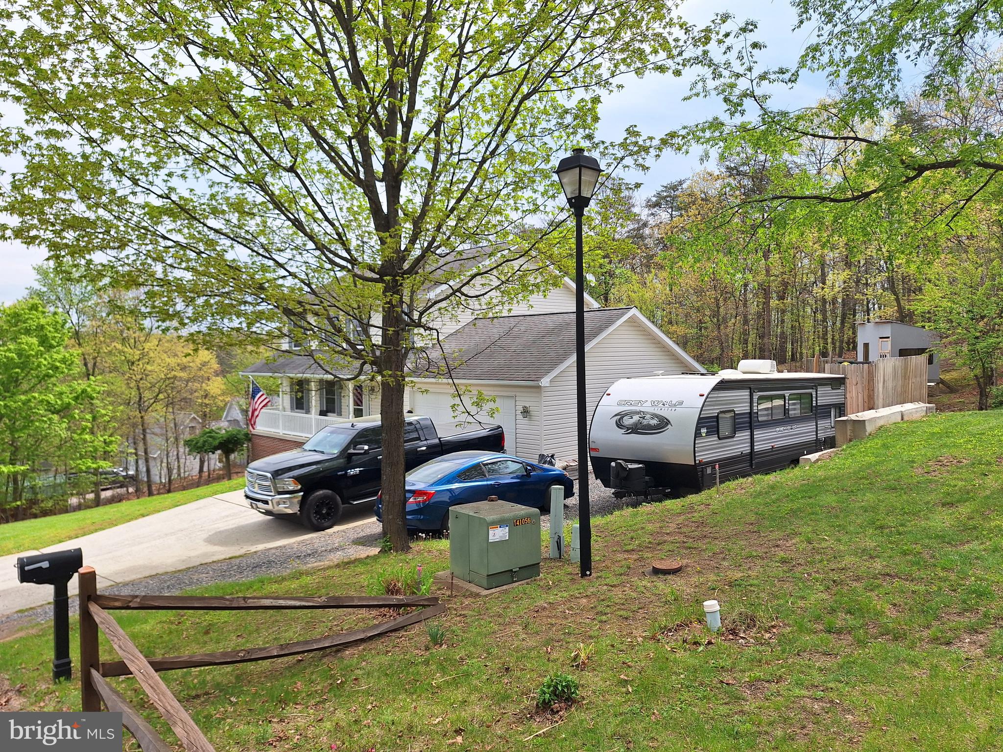 SUMMIT HILLS - Residential